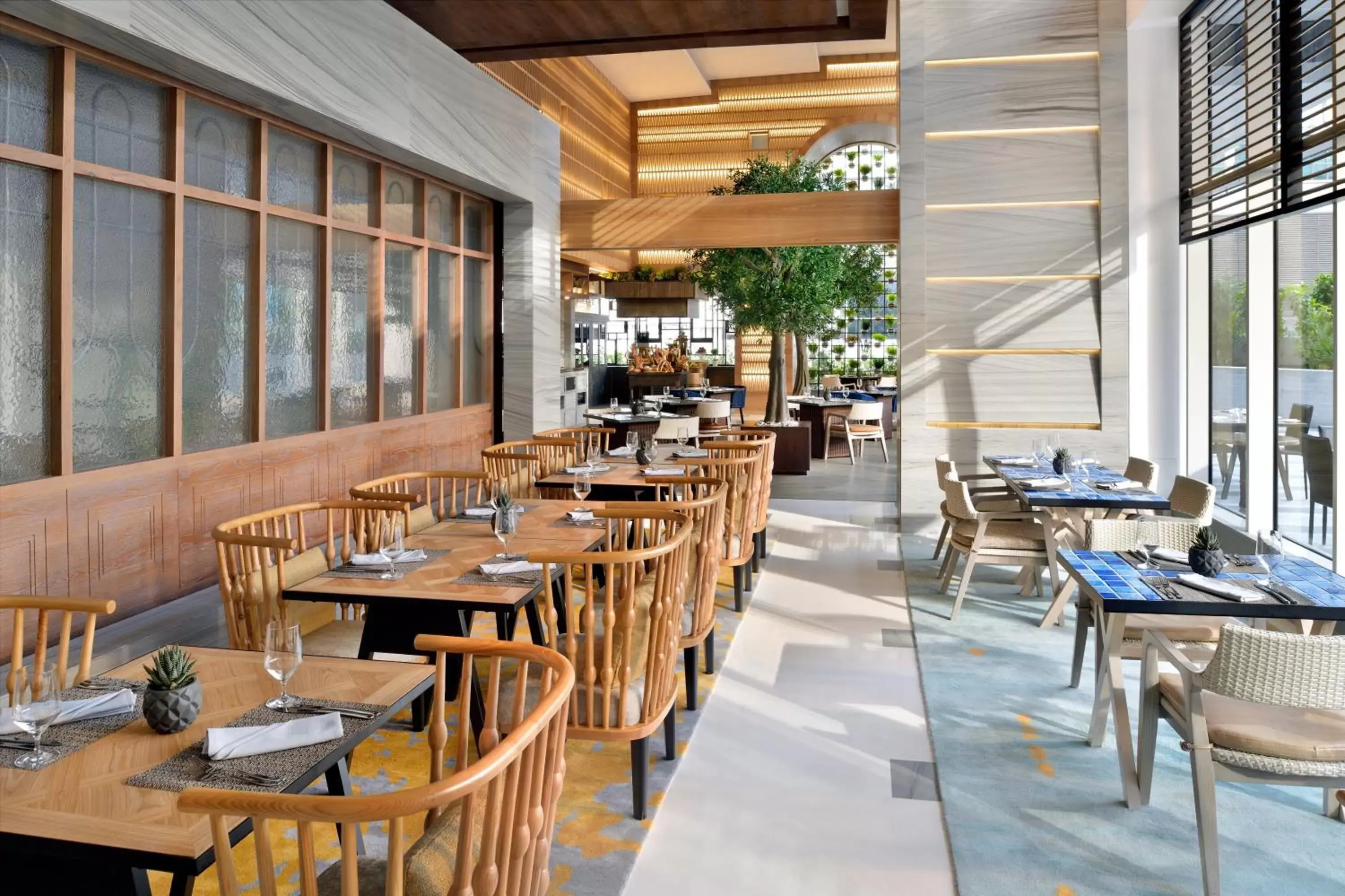 Restaurant/Places to Eat in Crowne Plaza Dubai Marina, an IHG Hotel
