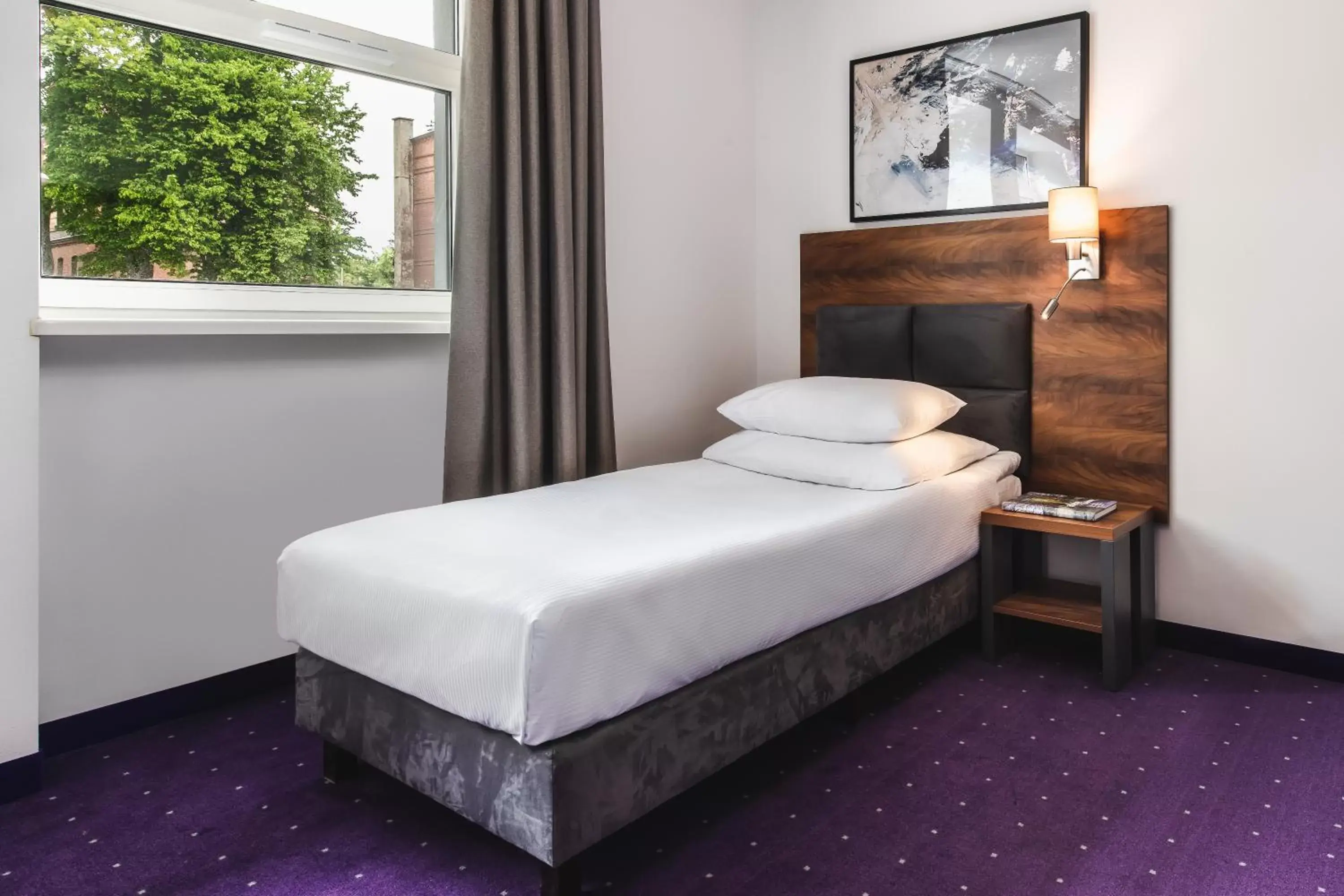 Bed in Best Western Plus Hotel Olsztyn Old Town