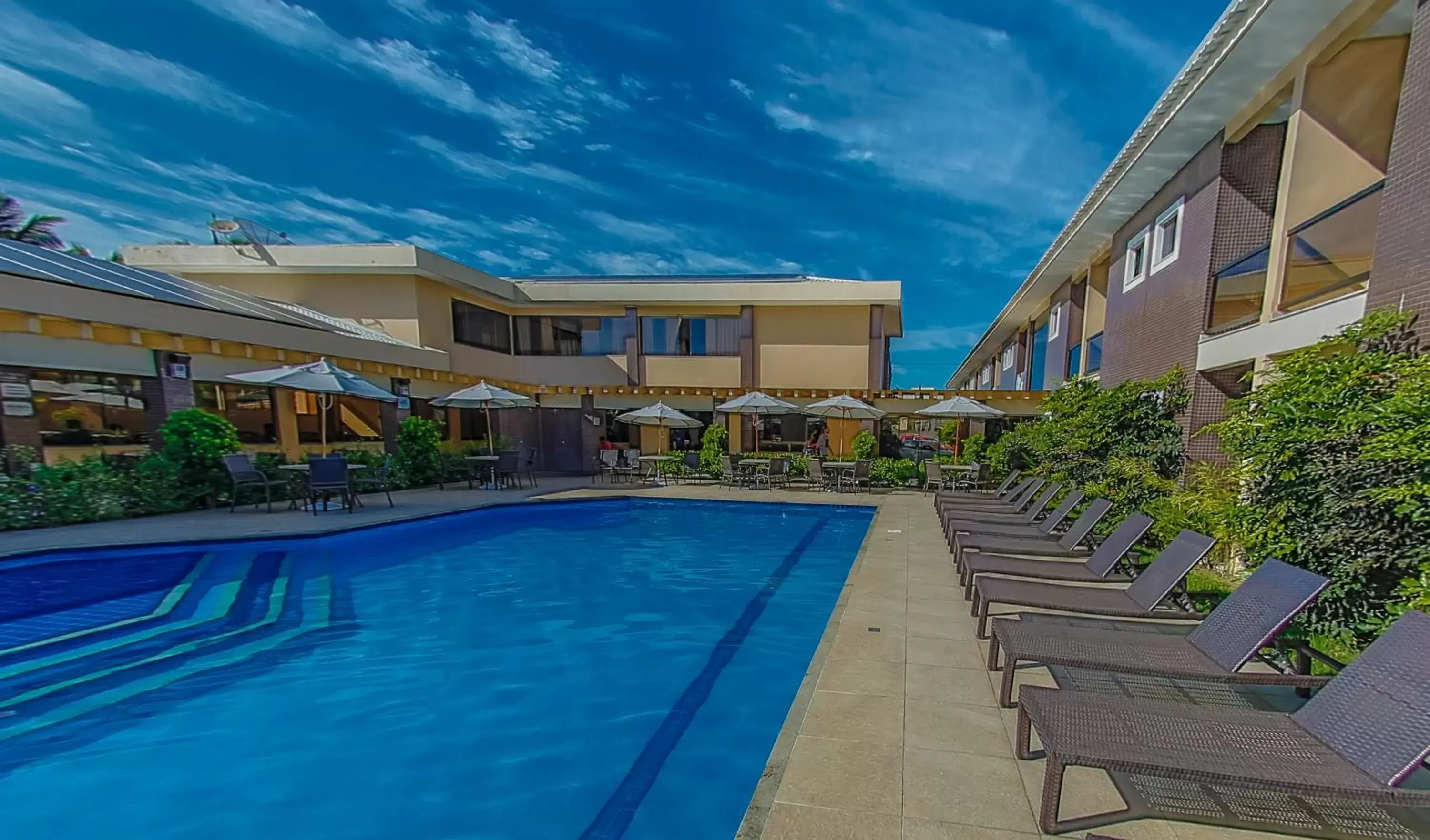 Swimming Pool in Safira Praia Hotel