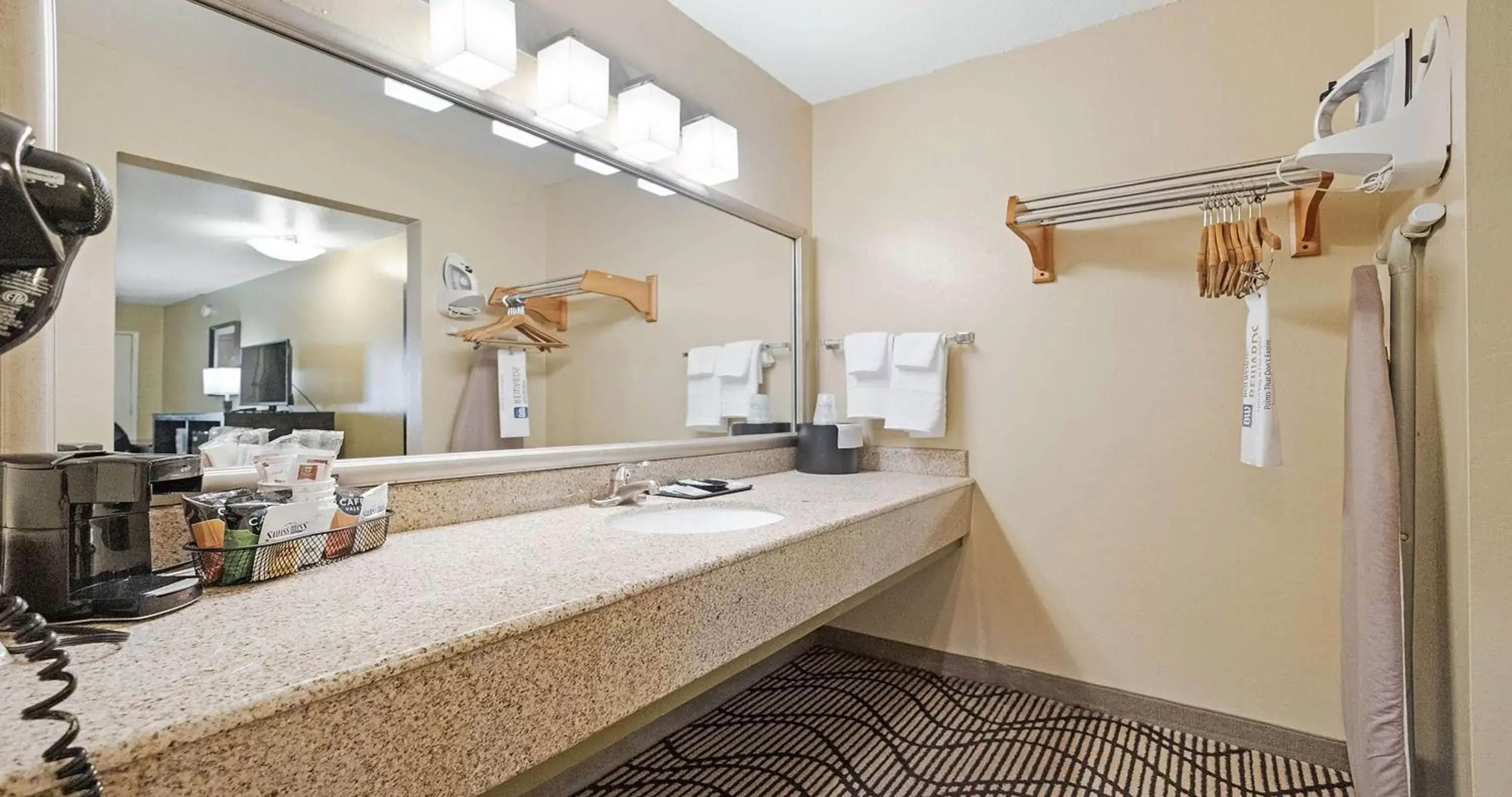 Bathroom in Best Western Gold Country Inn