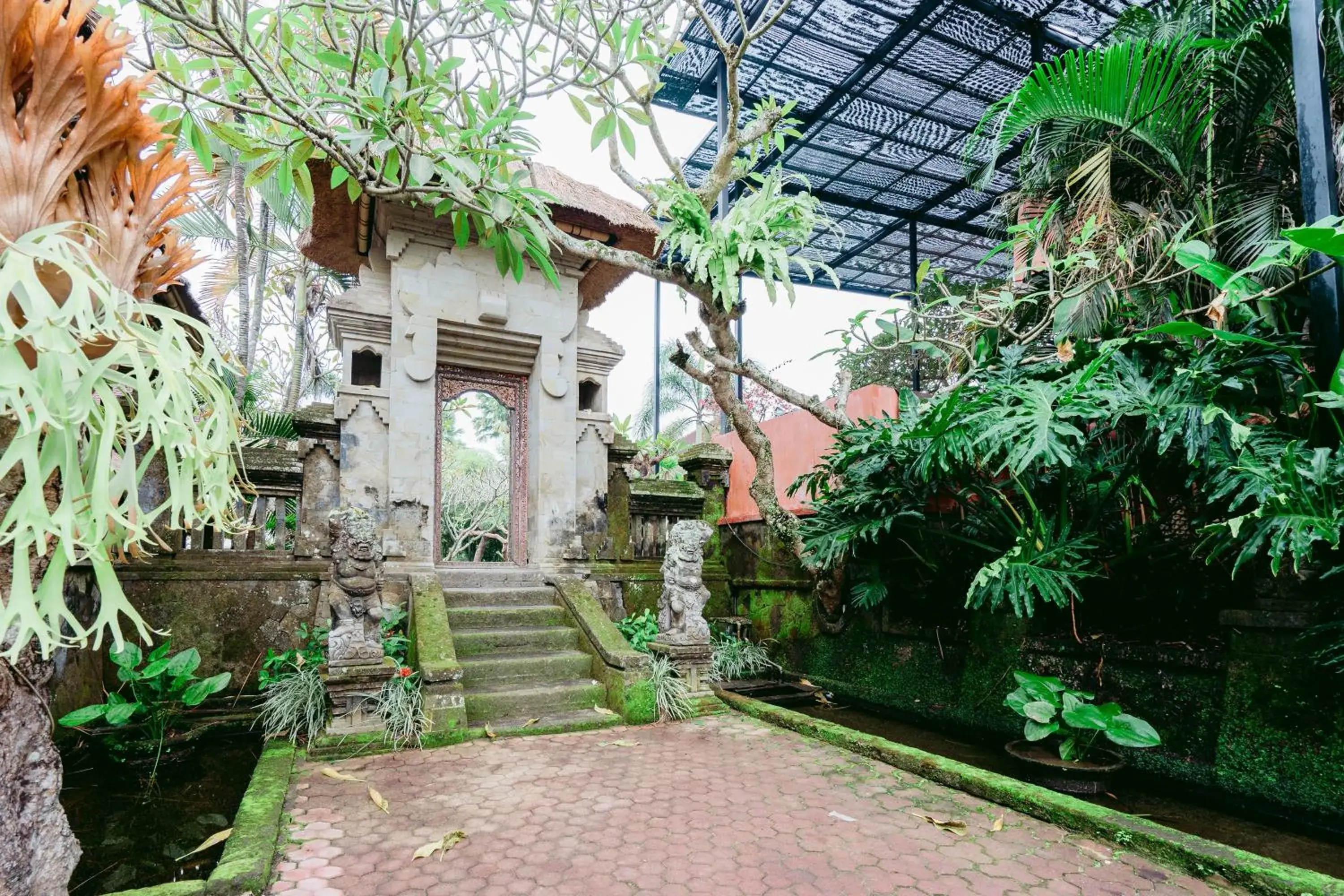 Facade/entrance in Pertiwi Resort & Spa Facade/entrance in Pertiwi Resort & Spa