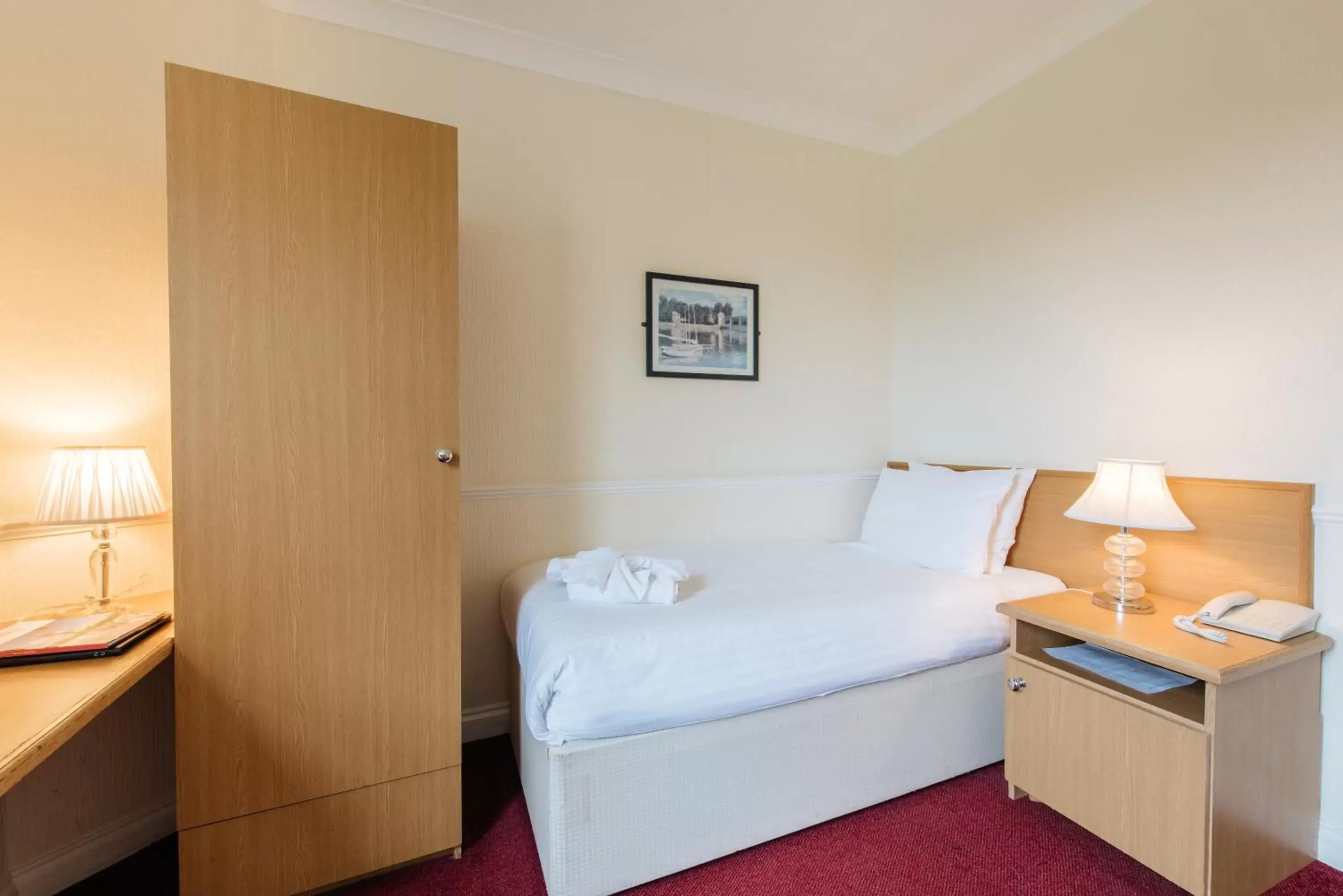 Standard Single Room in The Headland Hotel & Spa