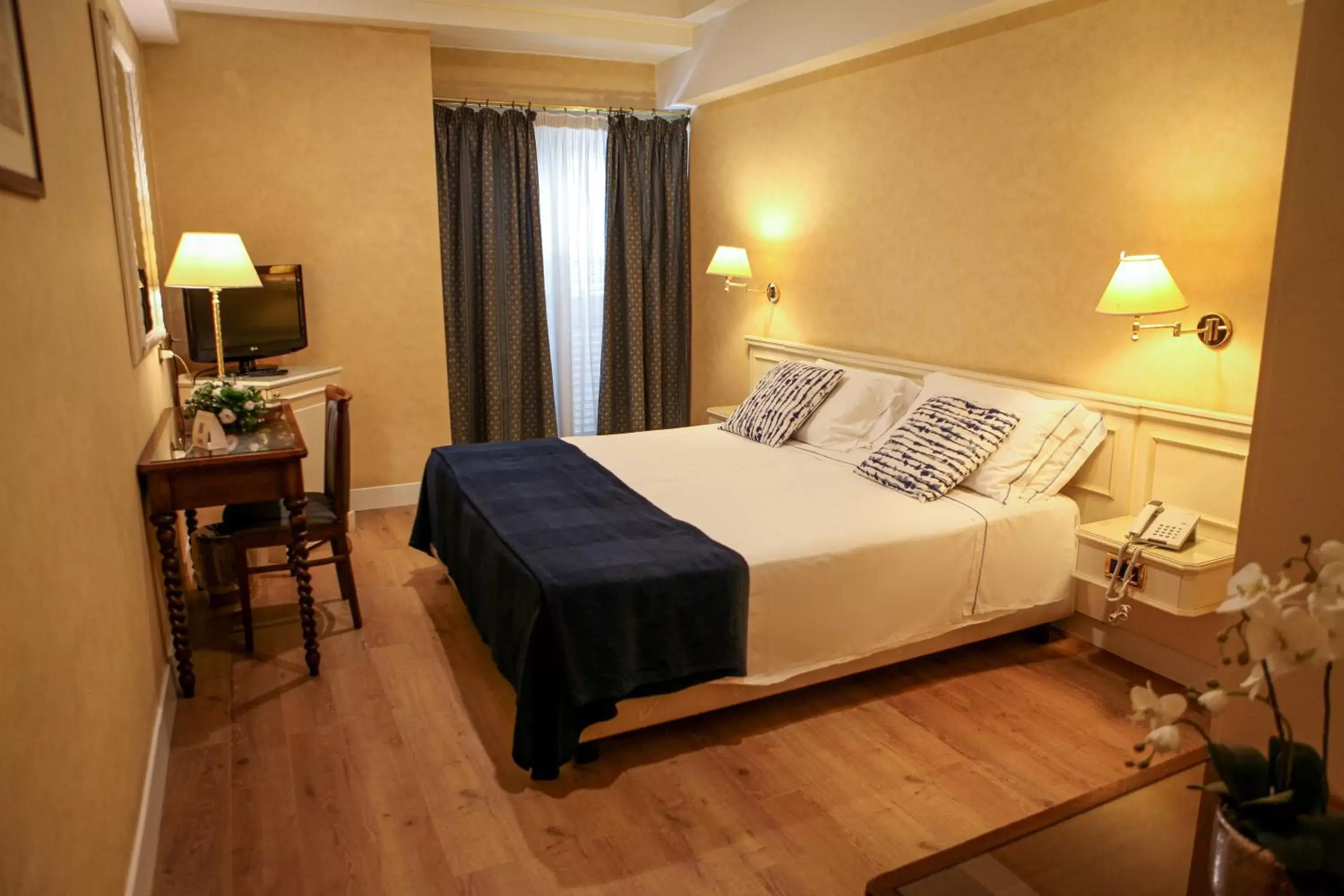 Bedroom, Bed in Hotel I Gigli