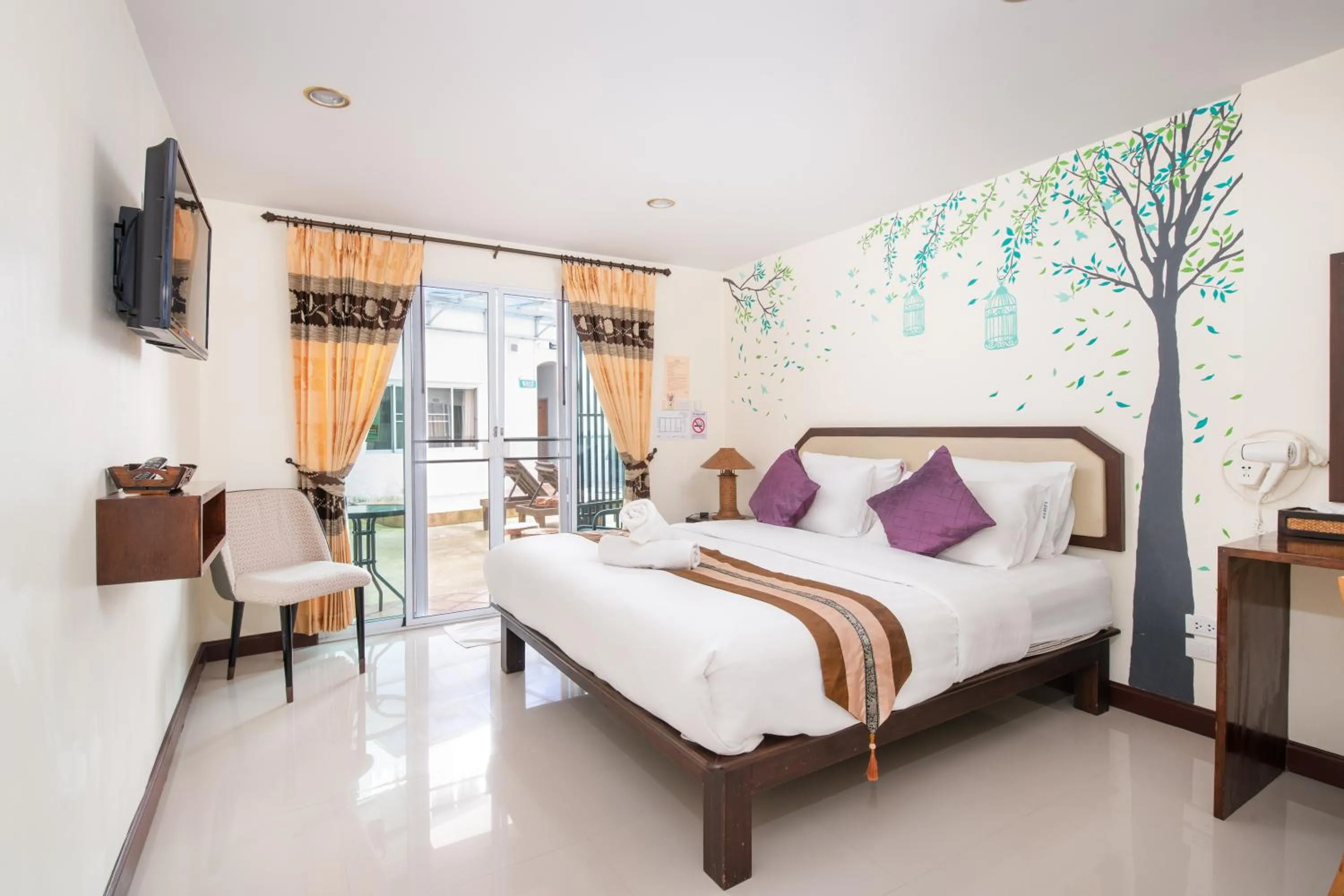 Bed in Manee Cool Mueang