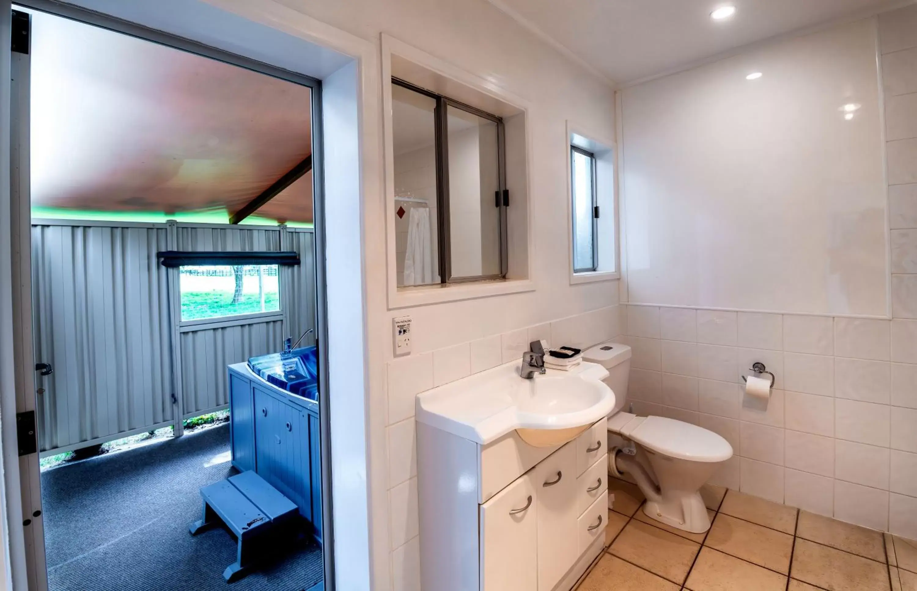 Toilet, Bathroom in Best Western Braeside Rotorua