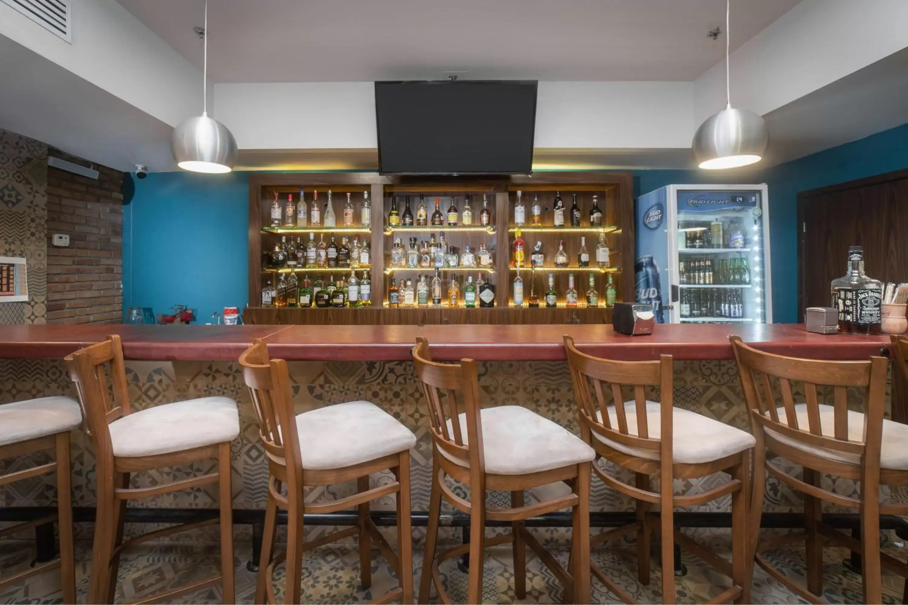 Restaurant/places to eat, Lounge/Bar in Four Points by Sheraton Saltillo