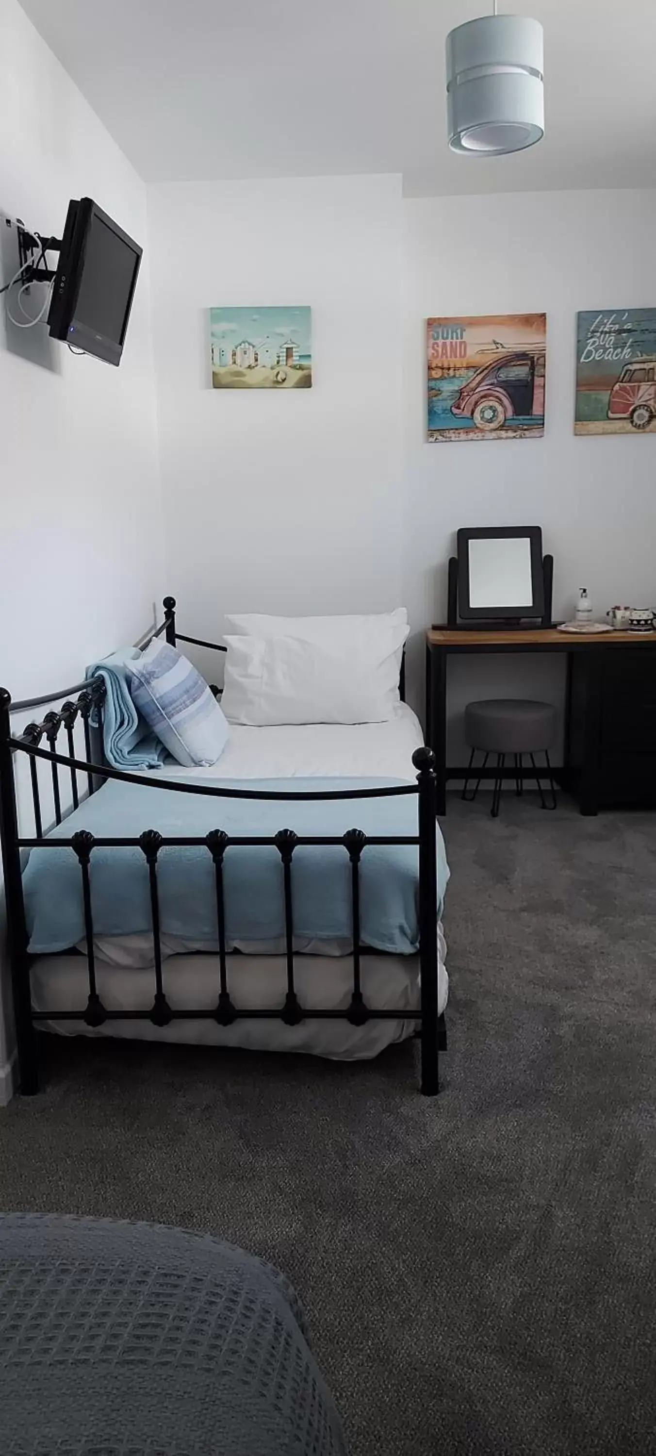 Bedroom, Seating Area in Trentham House