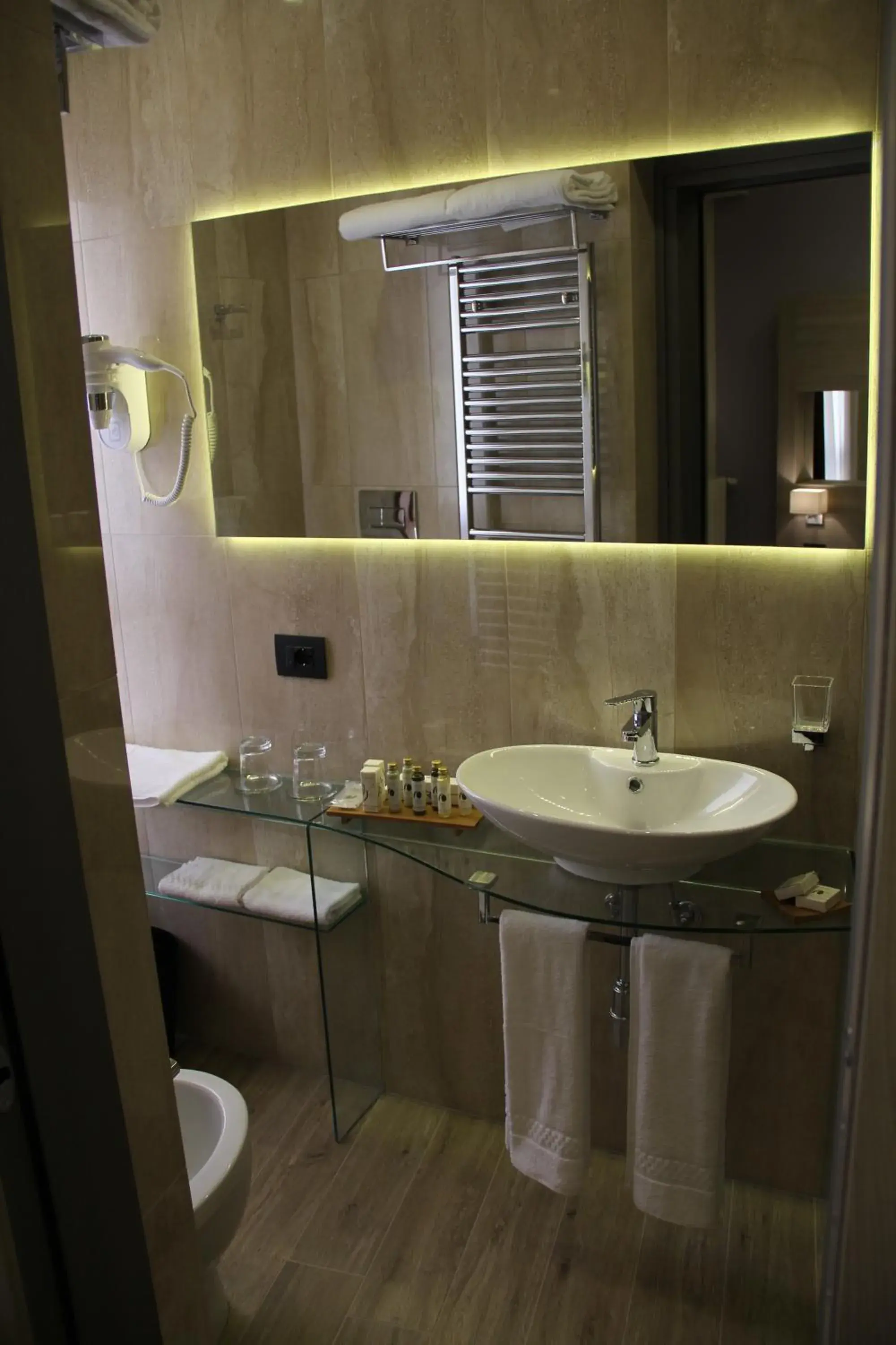 Bathroom in Hotel Trapani In