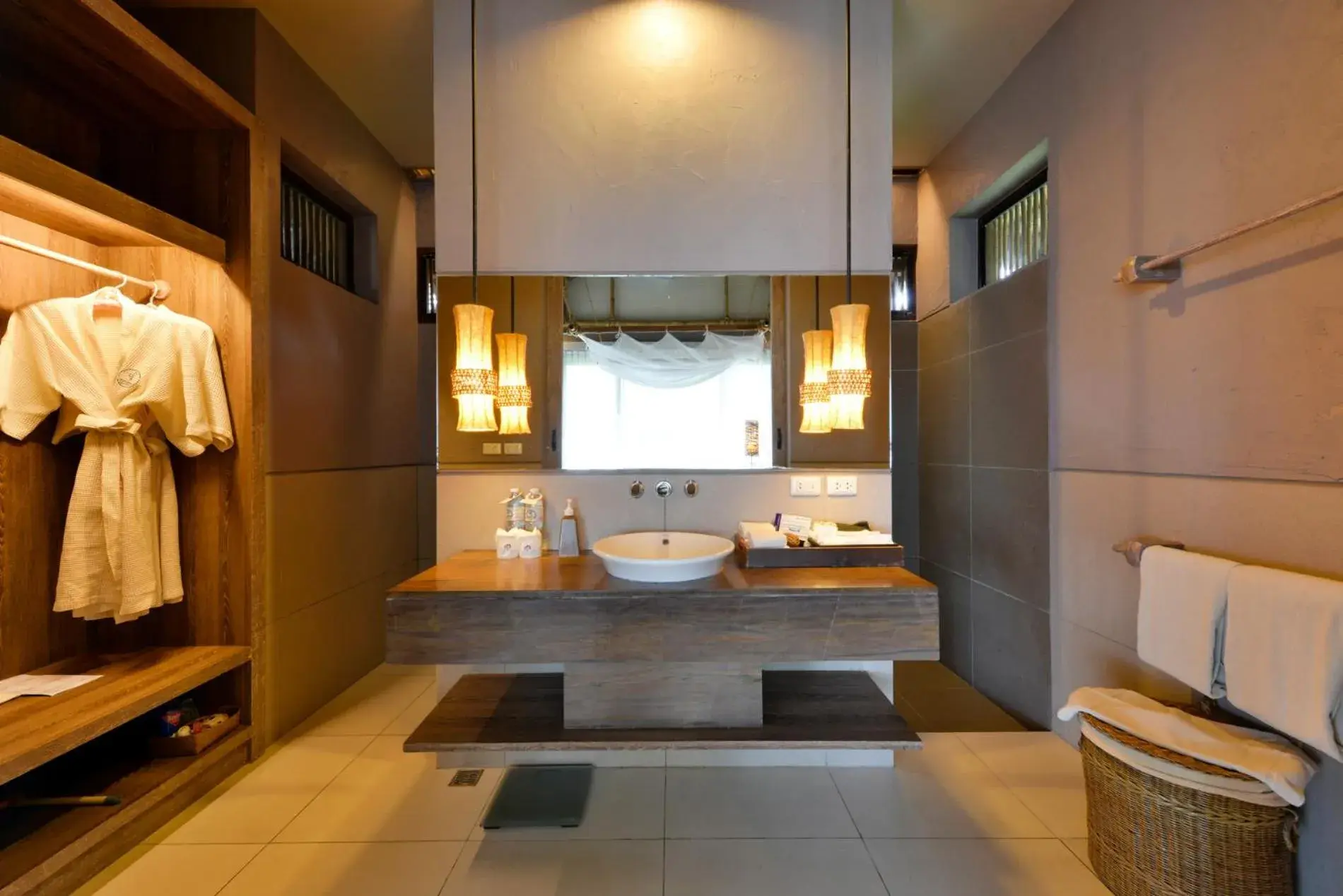 Bathroom in Twin Lotus Resort and Spa - SHA Plus - Adult Only Hotel