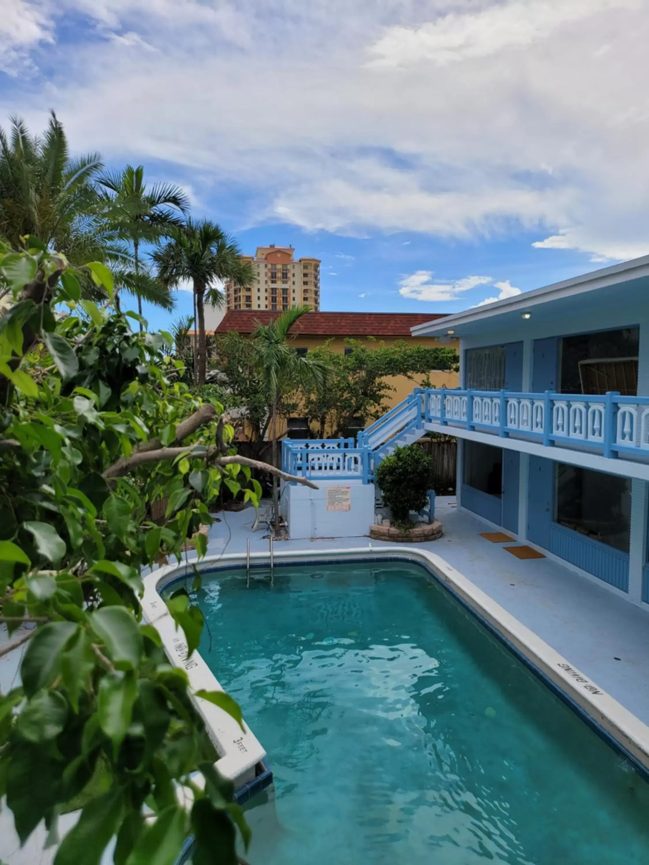 Pool view, Swimming Pool in Hotel Motel Lauderdale Inn