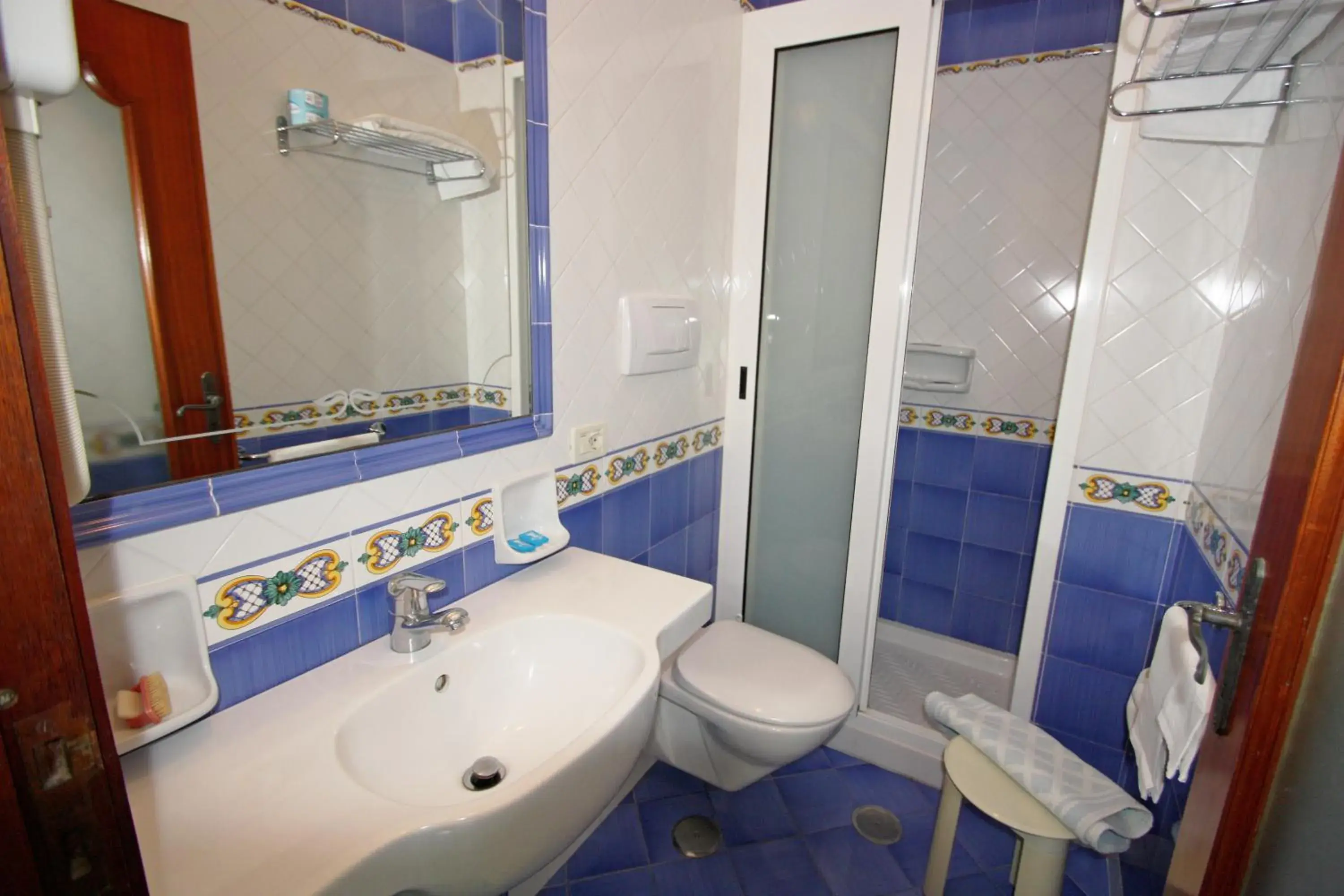 Bathroom in Hotel La Certosa
