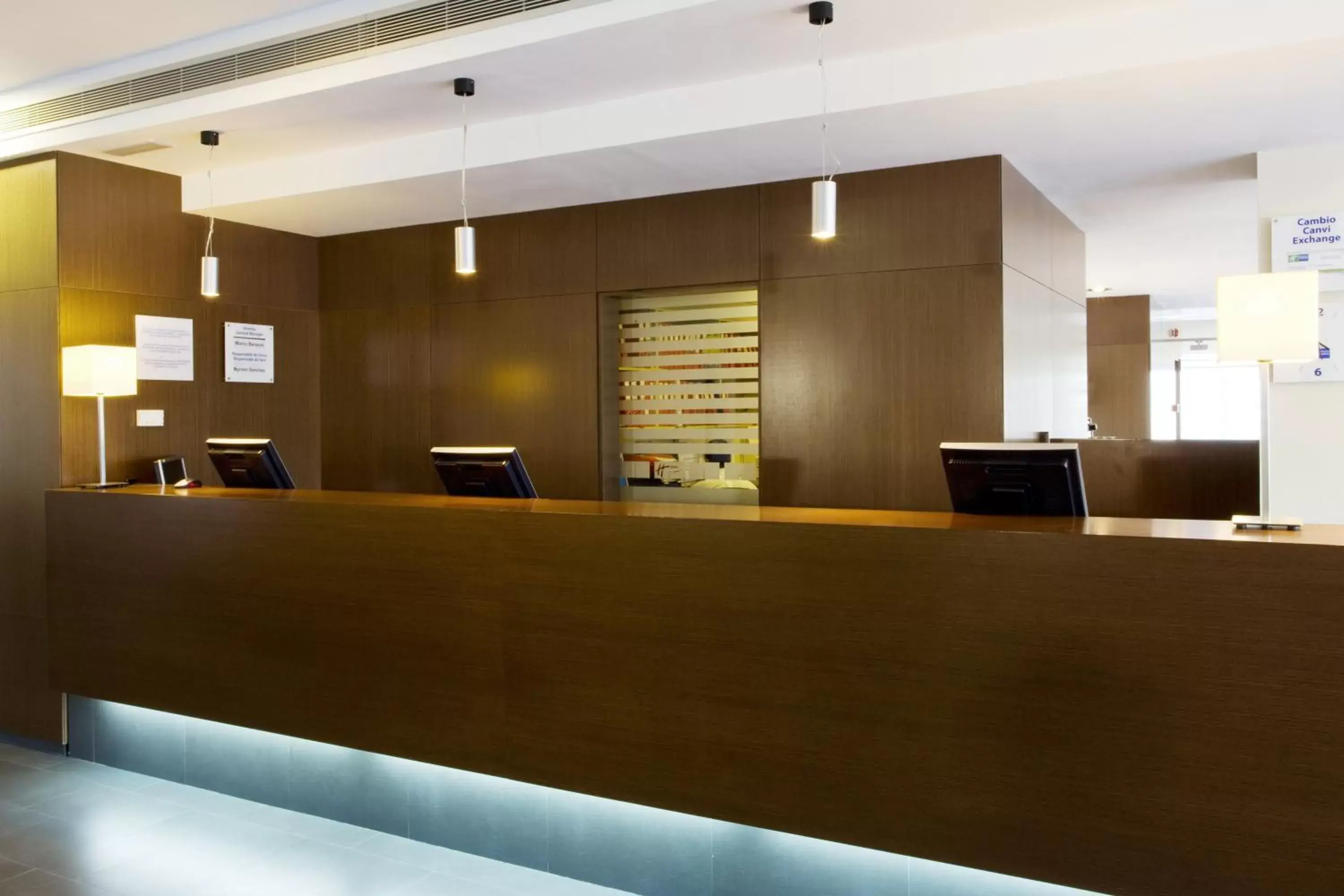 Lobby or reception, Lobby/Reception in Holiday Inn Express Barcelona City 22@, an IHG Hotel