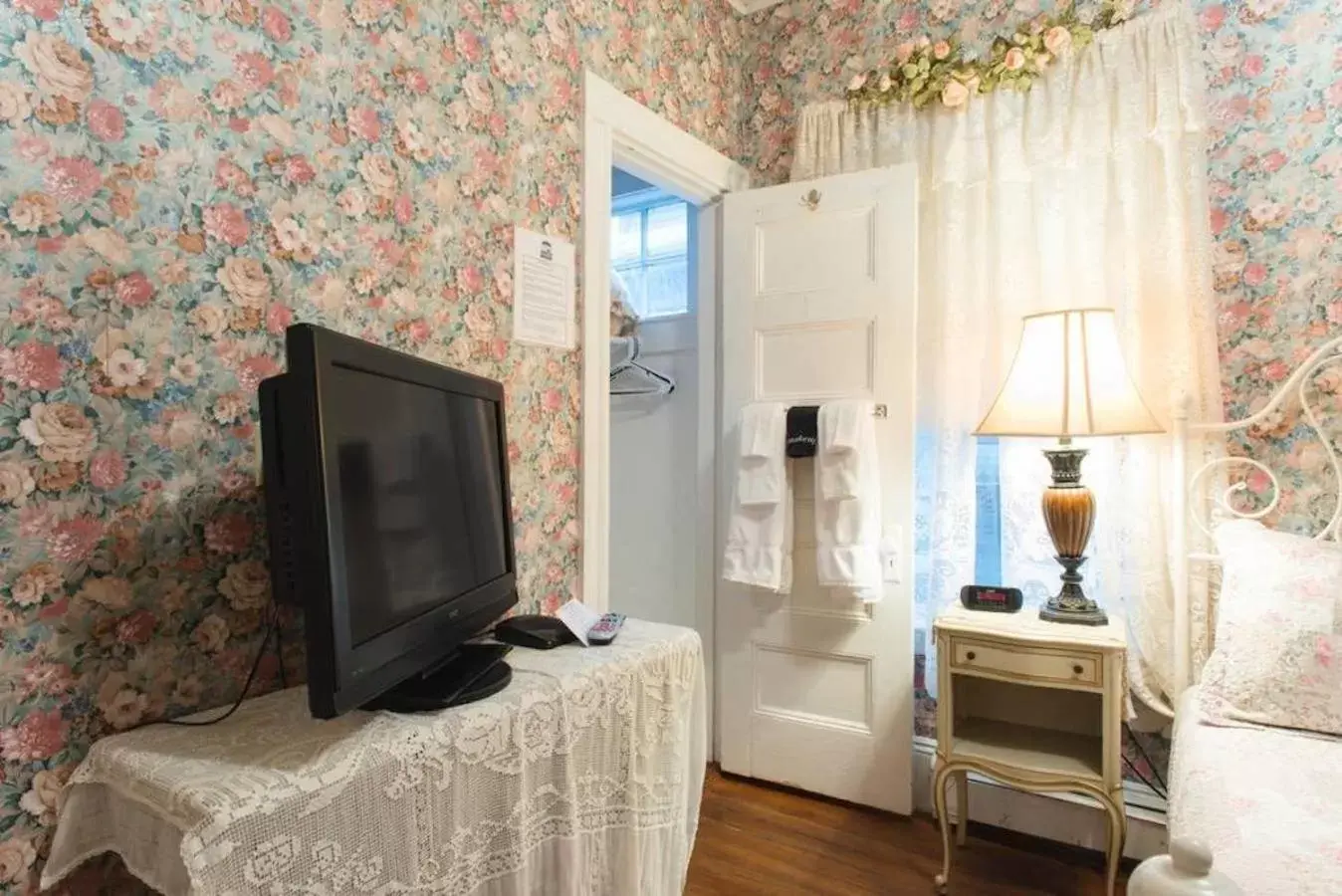 TV/Entertainment Center in The Coolidge Corner Guest House: A Brookline Bed and Breakfast