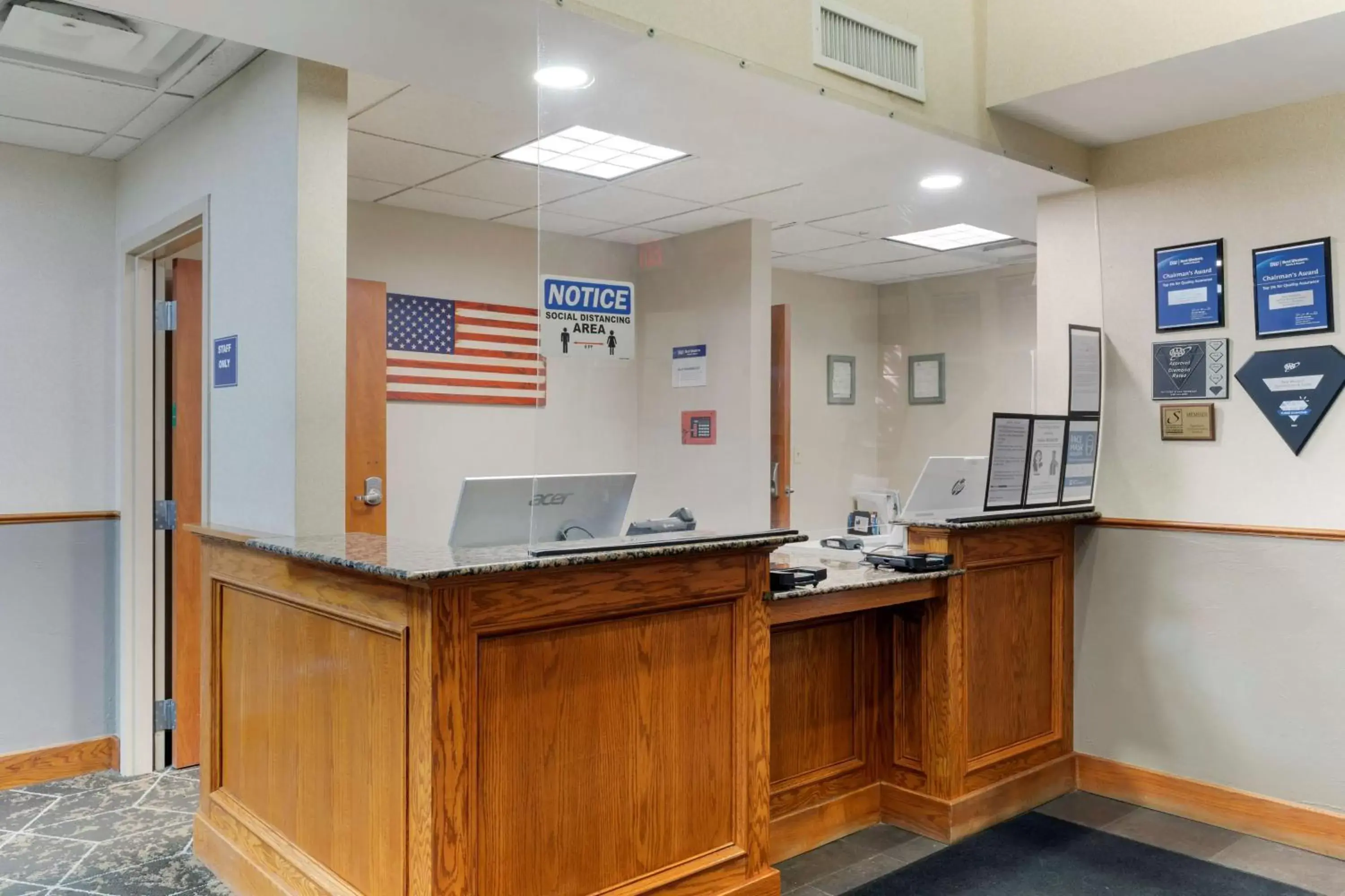 Lobby or reception in Best Western Seminole Inn and Suites Lobby or reception in Best Western Seminole Inn and Suites