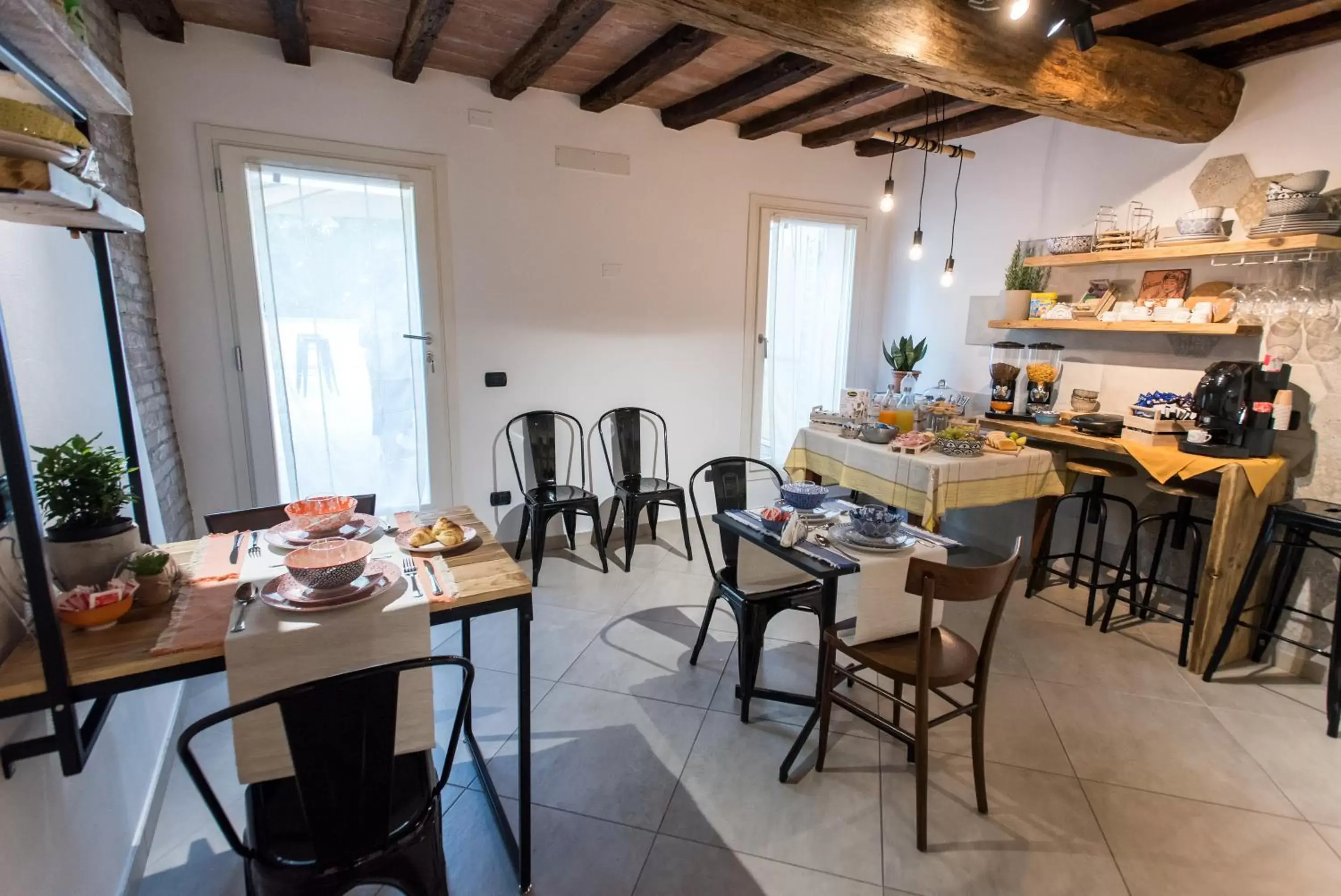 Kitchen or kitchenette, Restaurant/Places to Eat in Luna Sul Tetto