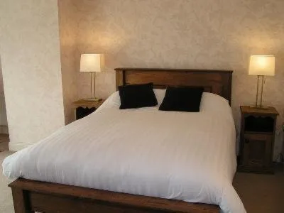 Bed in Woodhill House