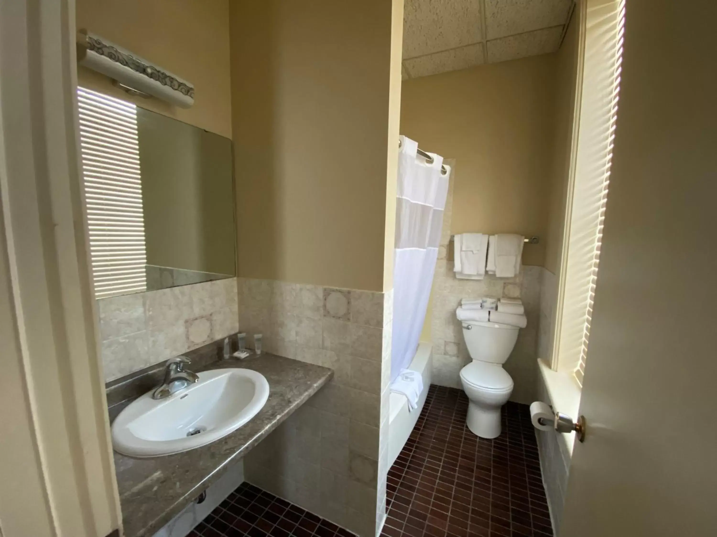 Bathroom in Hotel Bedford