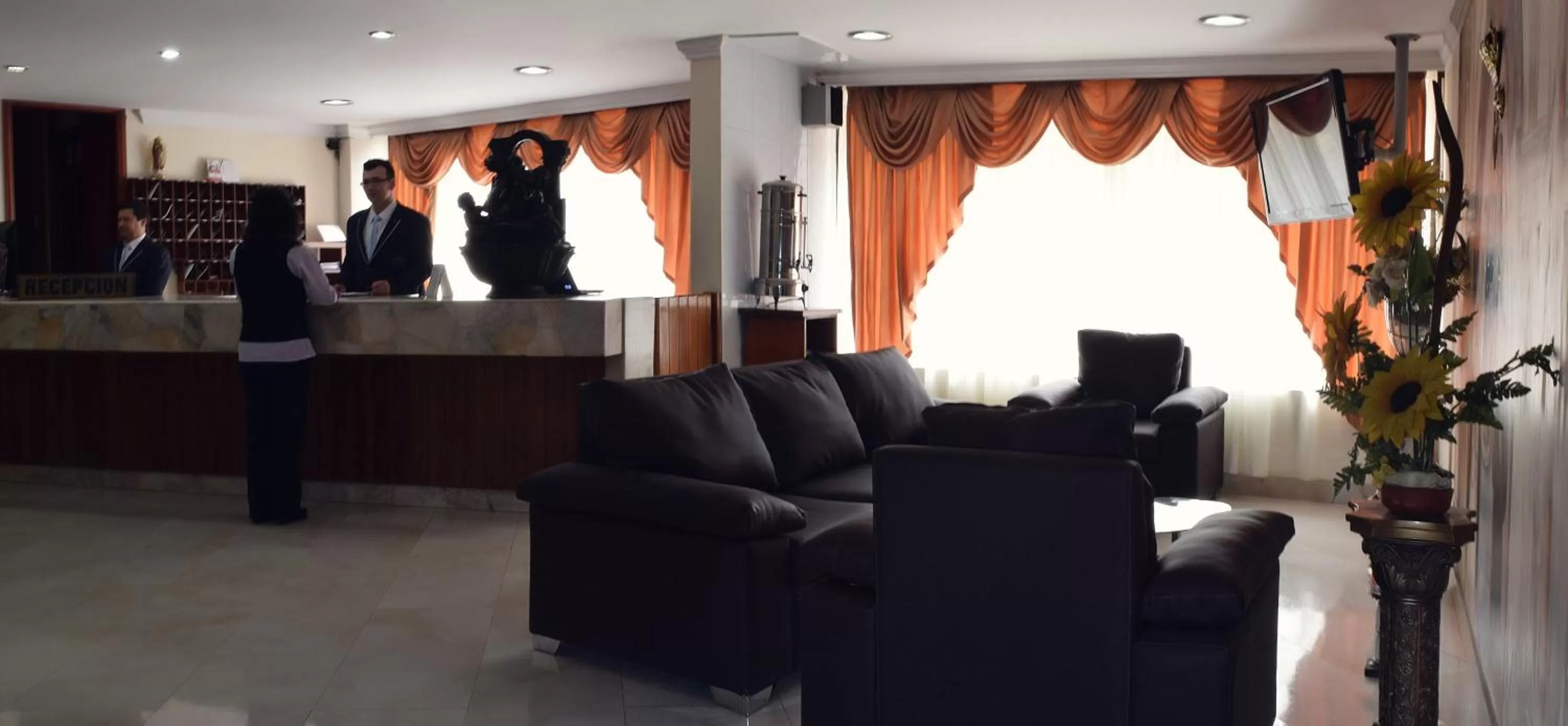 Hotel Santa Isabel 2