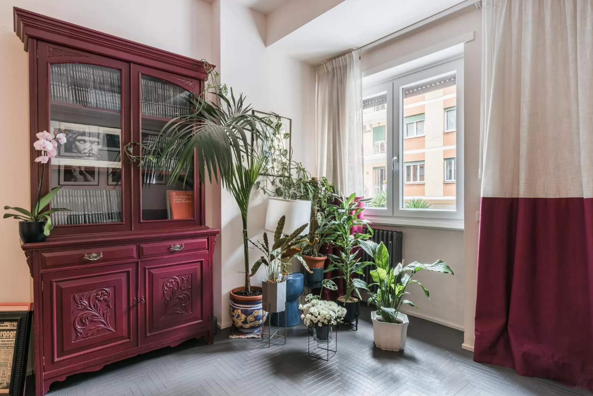 Decorative detail in MARCANTONIO HOME ROME - Vatican -