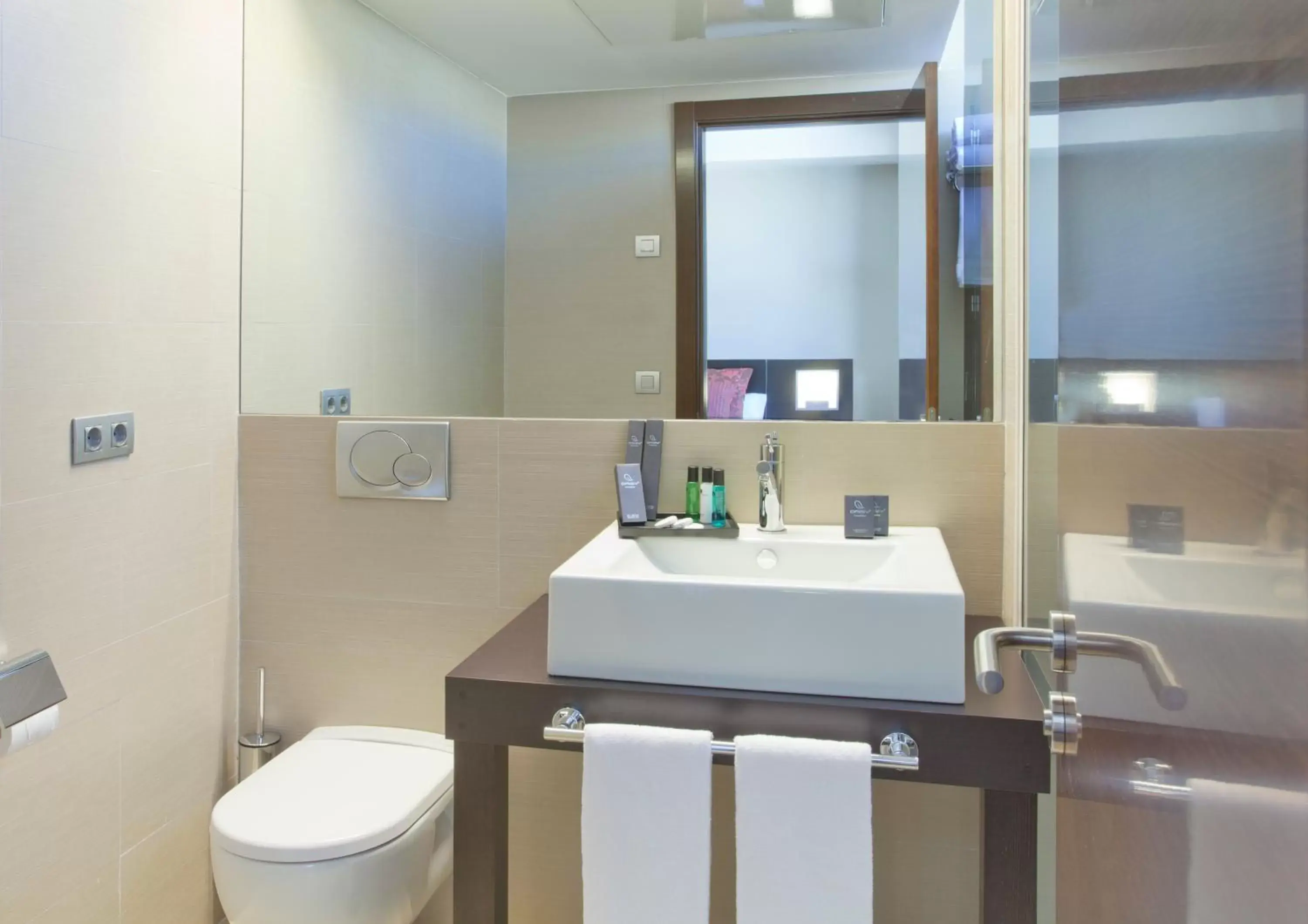 Bathroom in Sercotel Aura Algeciras