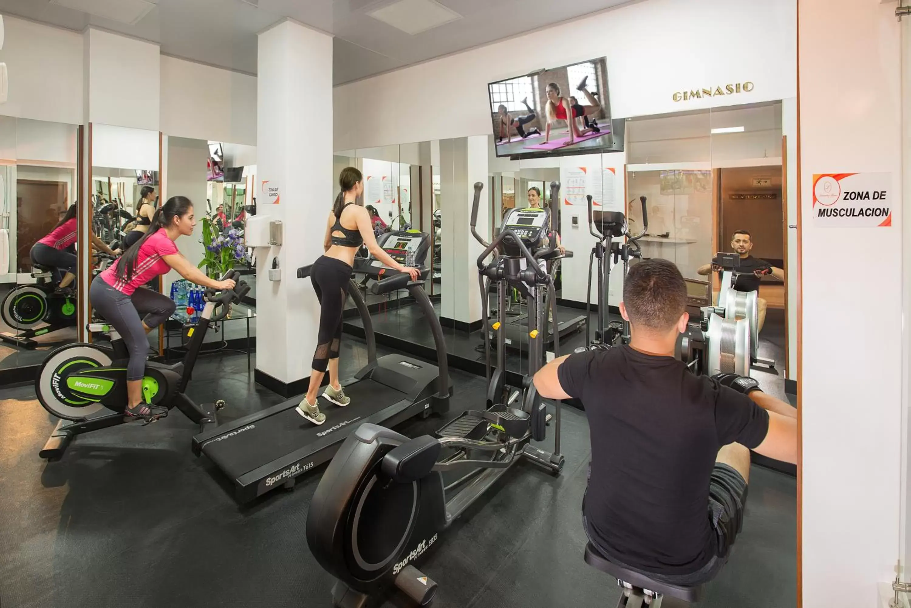 Fitness centre/facilities, Fitness Center/Facilities in Lancaster House