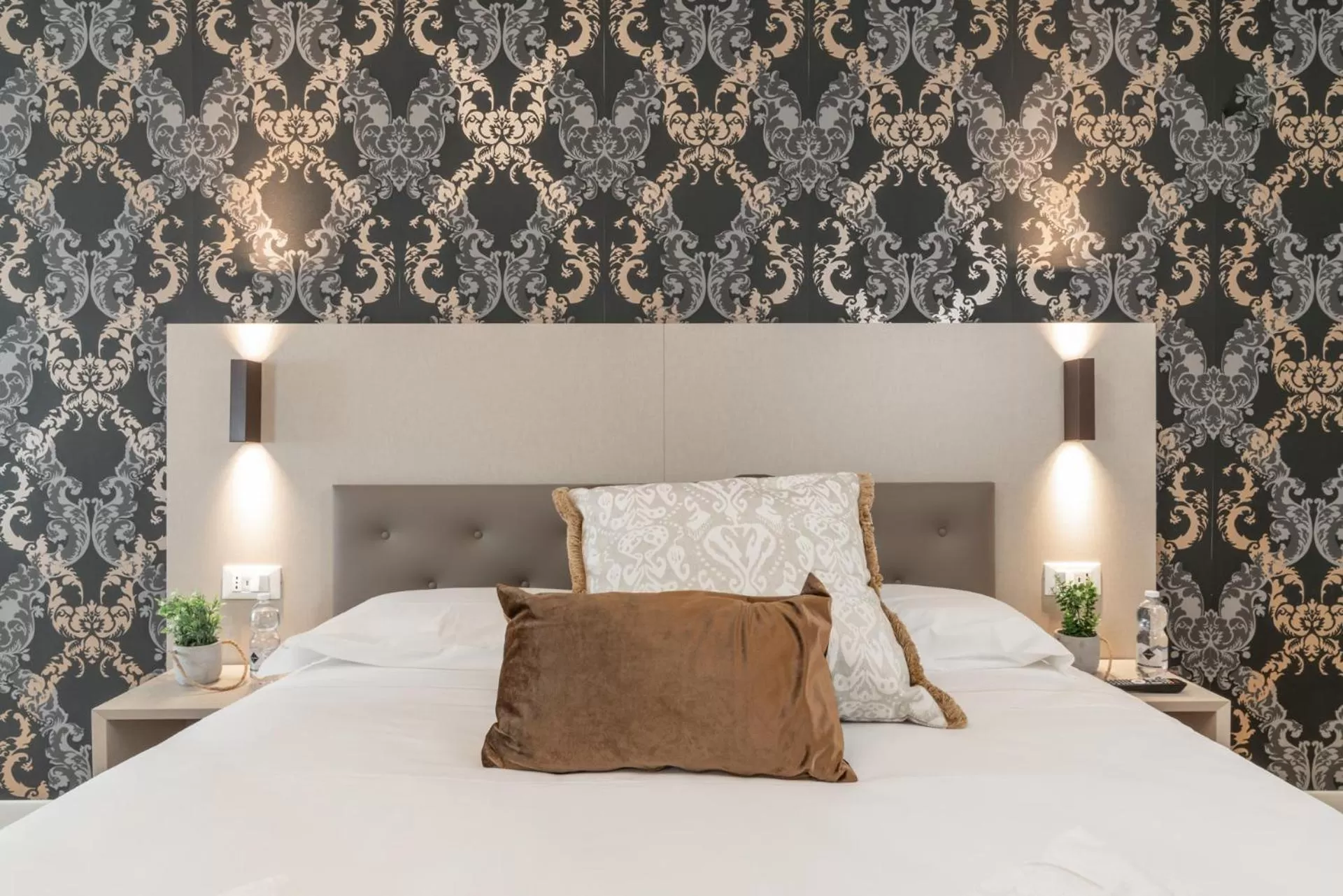 Bedroom, Bed in Hotel Grifoni