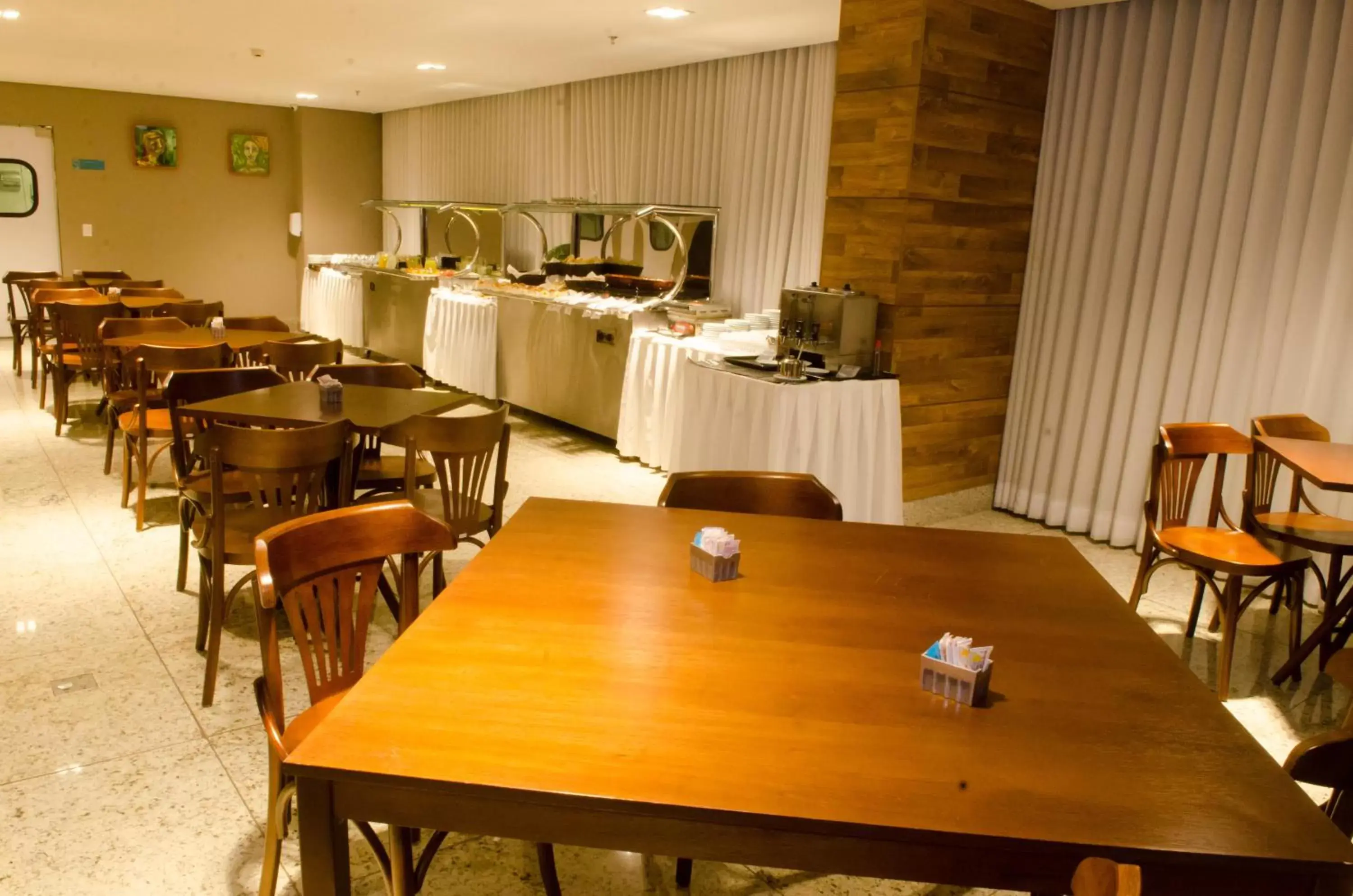 Food and drinks, Restaurant/Places to Eat in Ville Celestine Condo Hotel e Eventos