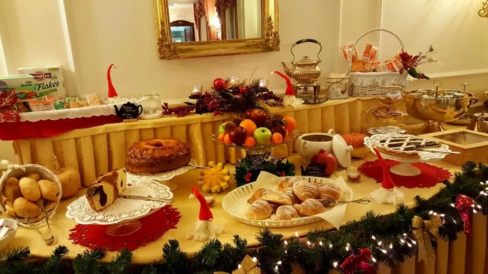 Food and drinks in Hotel Royal