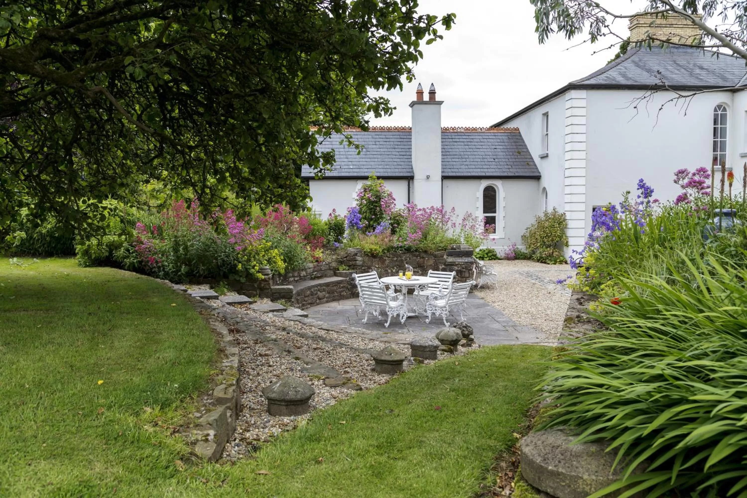 Property Building in College Hill House