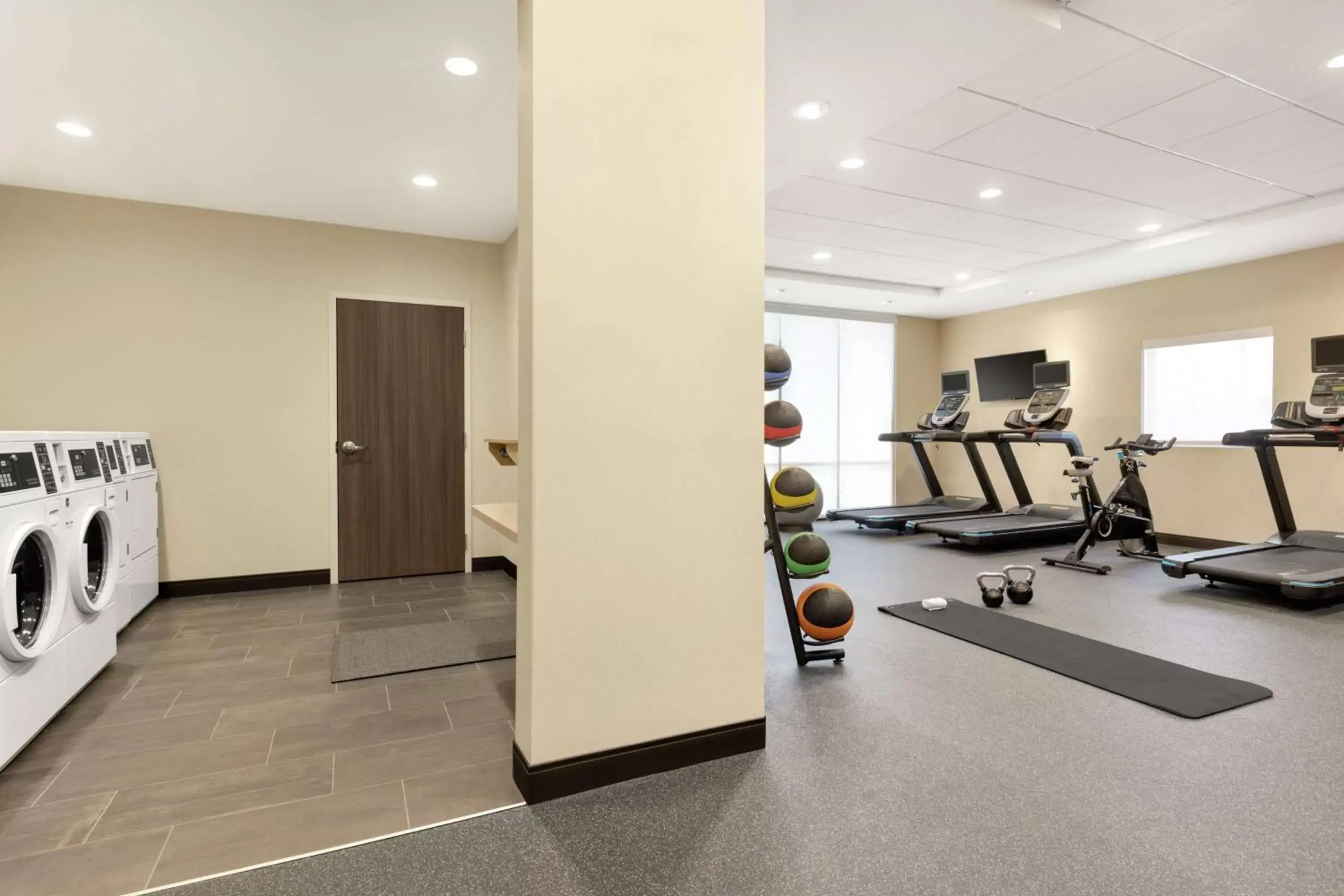 Property building, Fitness Center/Facilities in Home2 Suites by Hilton New Brunswick, NJ