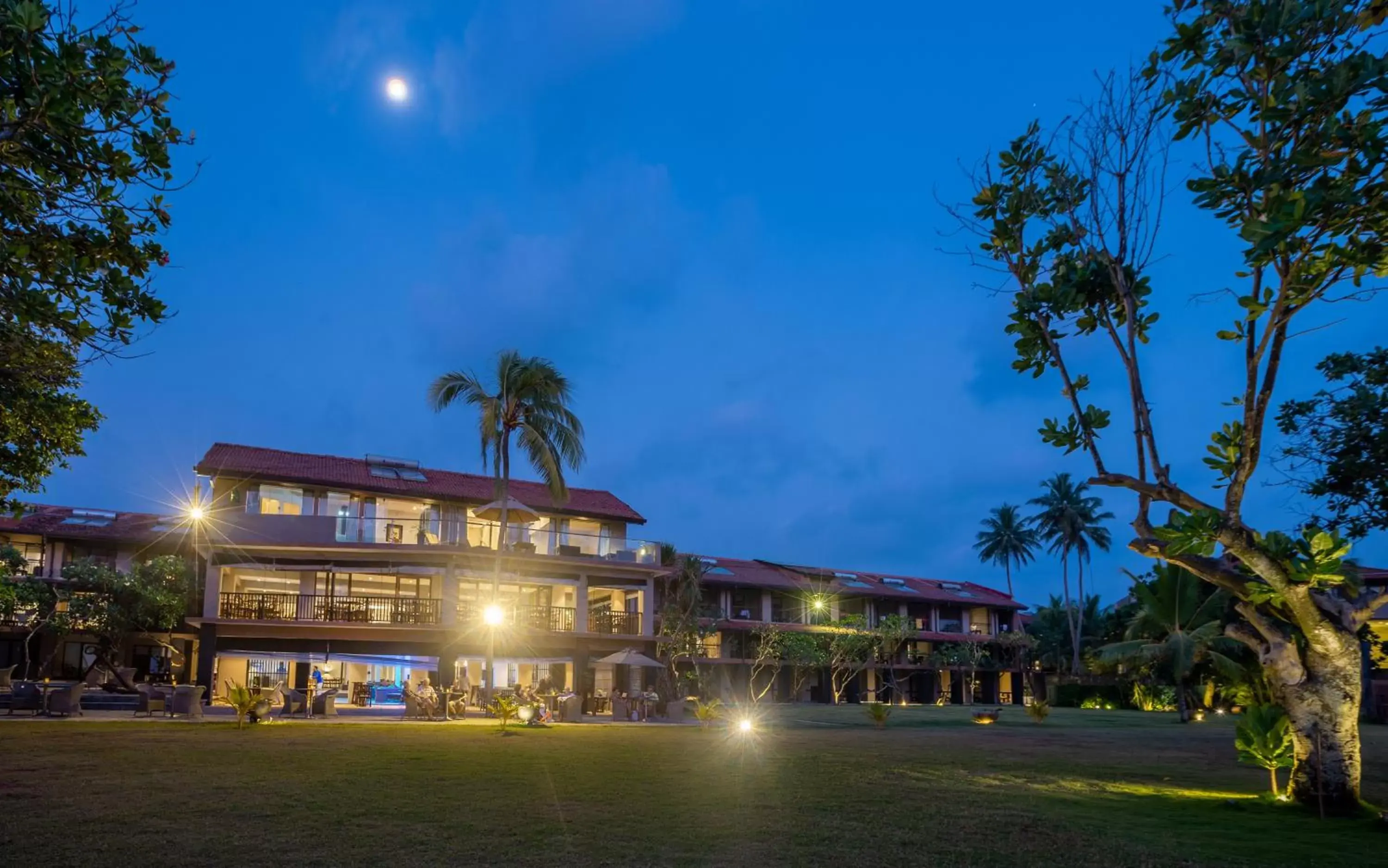 Property building in Earl's Reef Property building in Earl's Reef