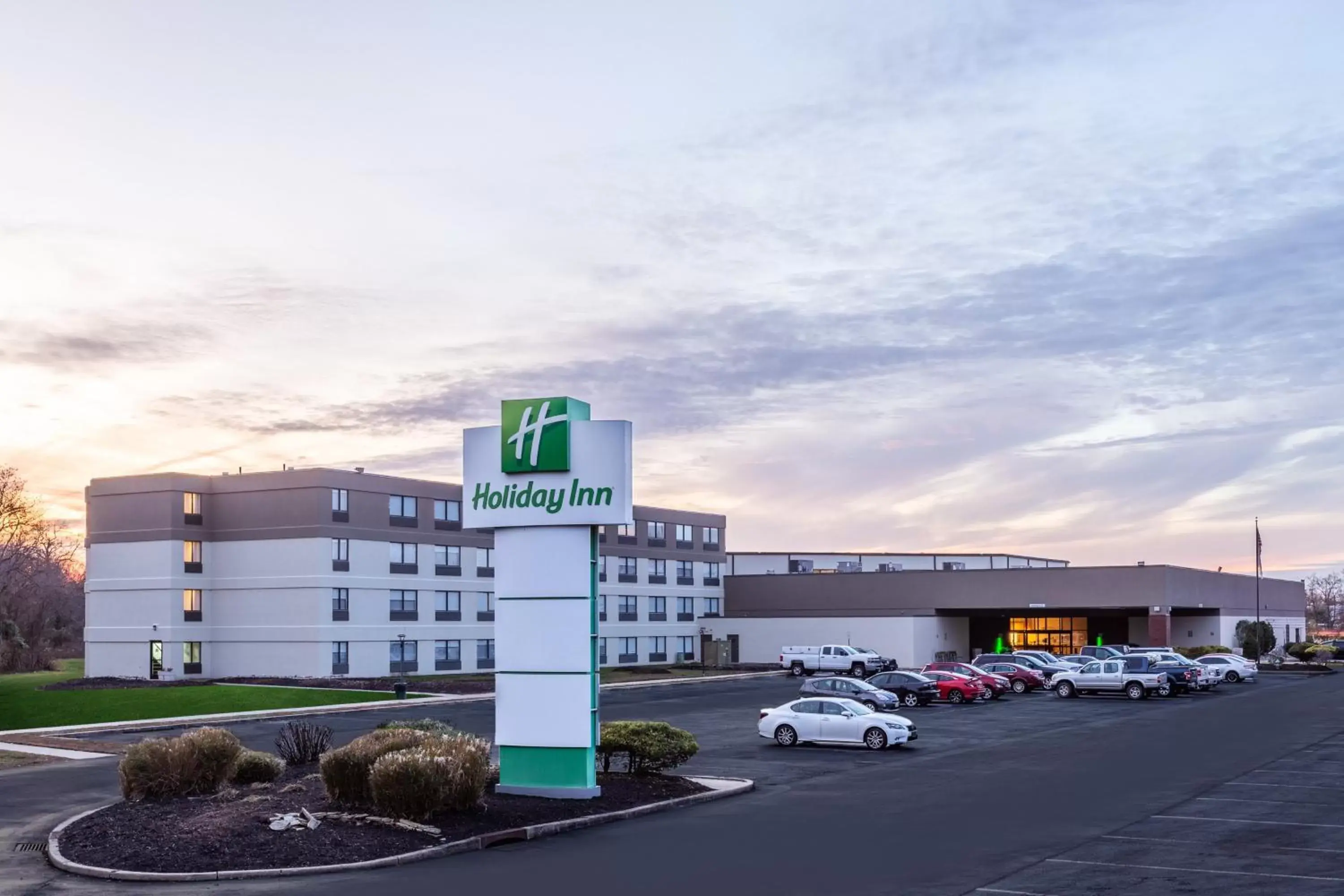 Property Building in Holiday Inn Philadelphia South-Swedesboro, an IHG Hotel