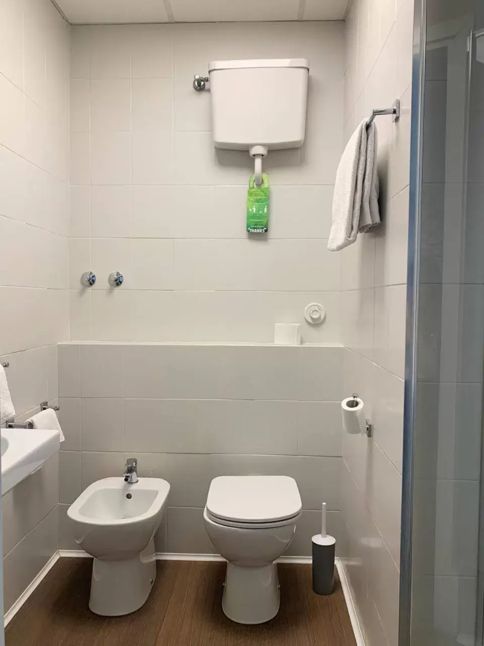 Shower, Bathroom in Hotel Genova Liberty
