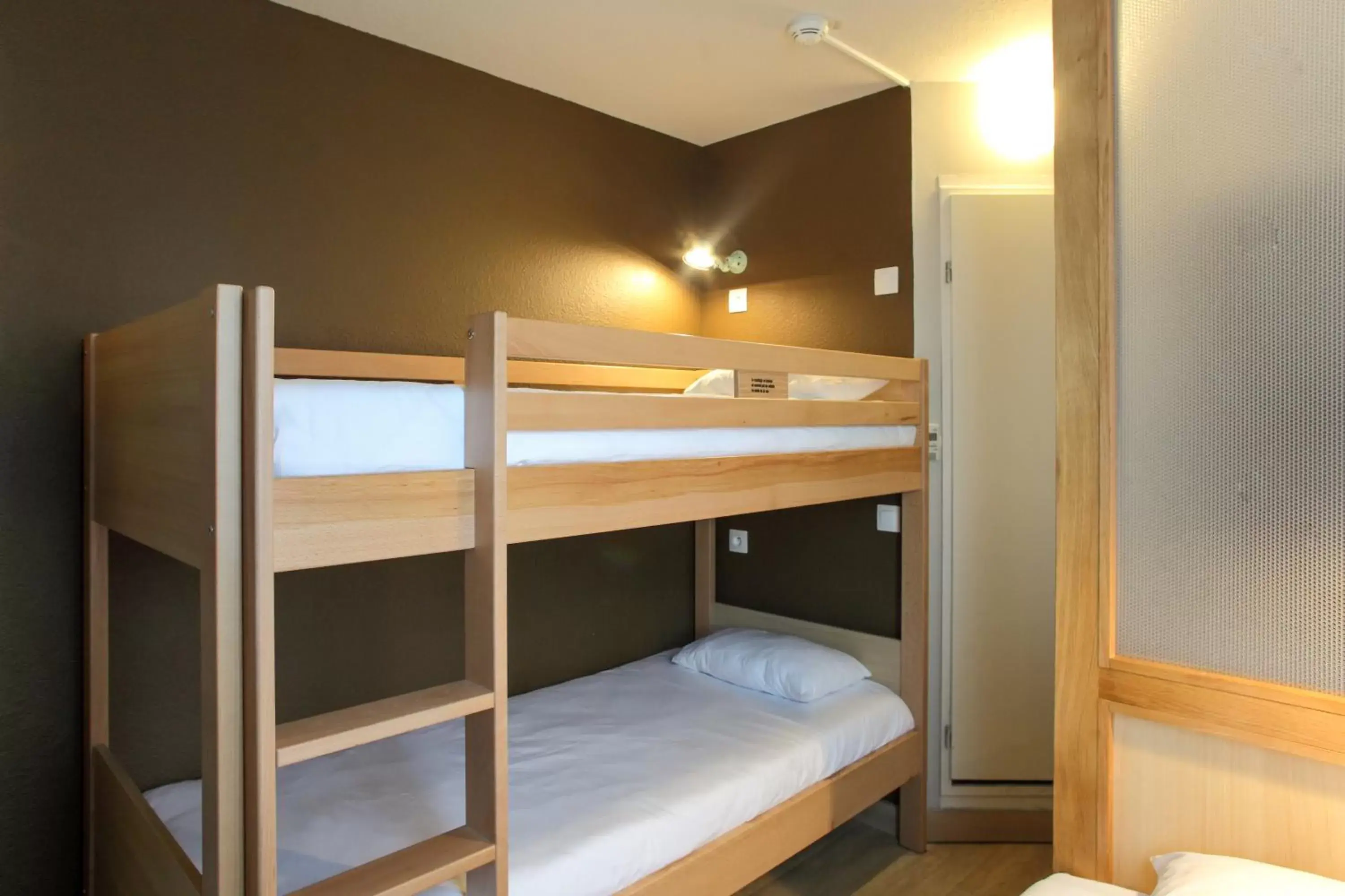 Bunk Bed in Hotel Reseda