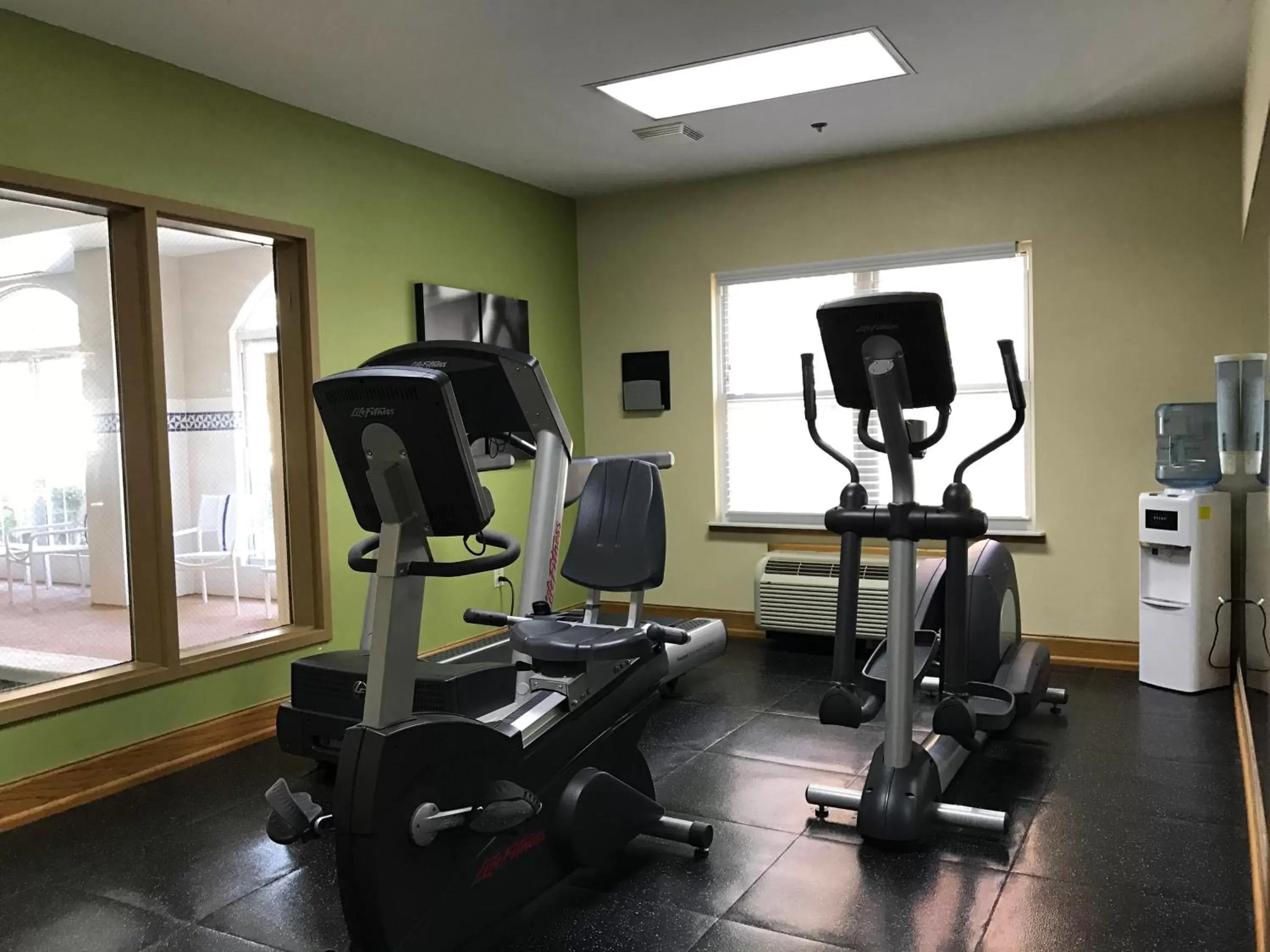 Fitness centre/facilities in Country Inn & Suites by Radisson, Dalton, GA Fitness centre/facilities in Country Inn & Suites by Radisson, Dalton, GA
