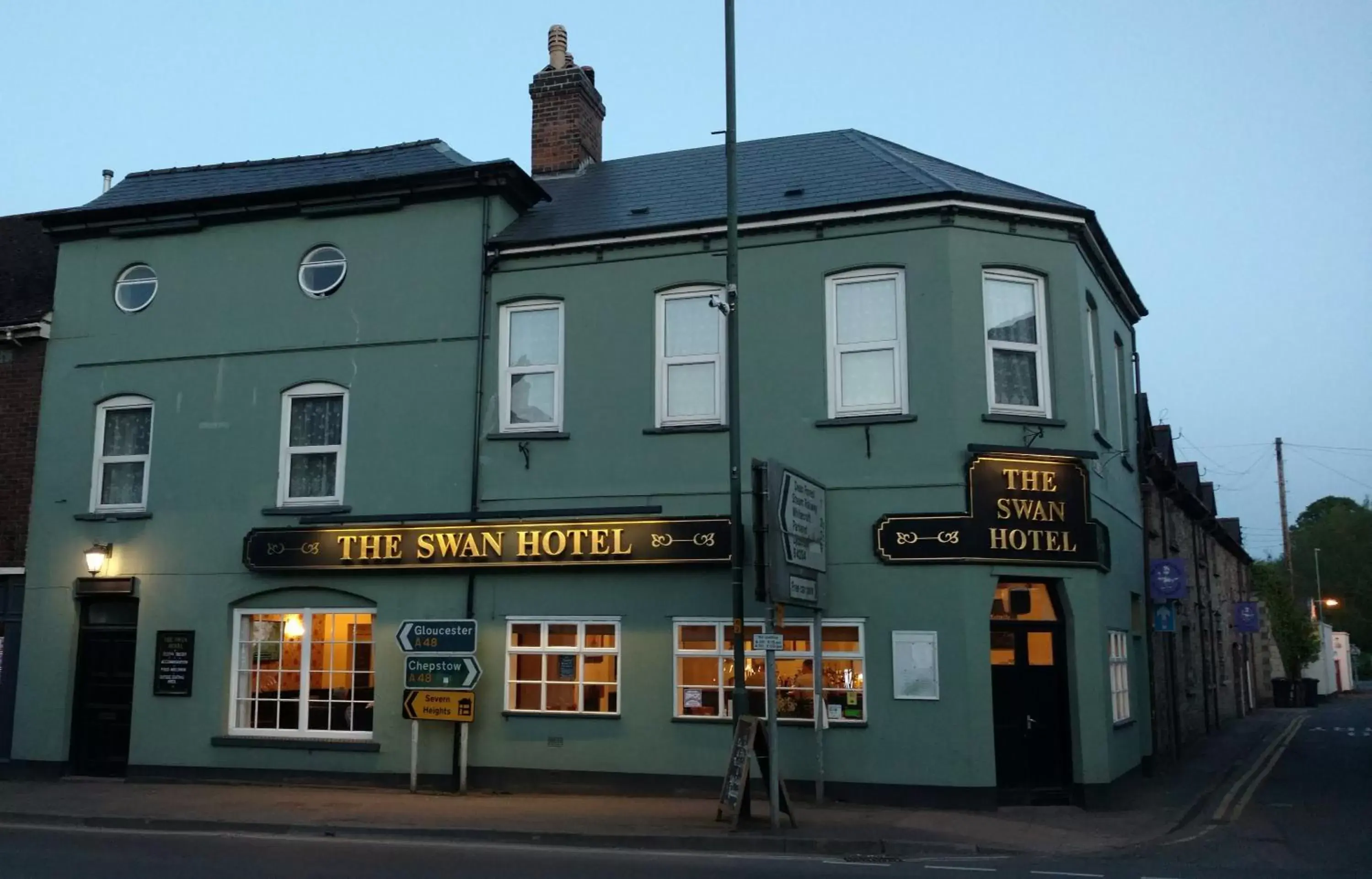 Property Building in The Swan Hotel