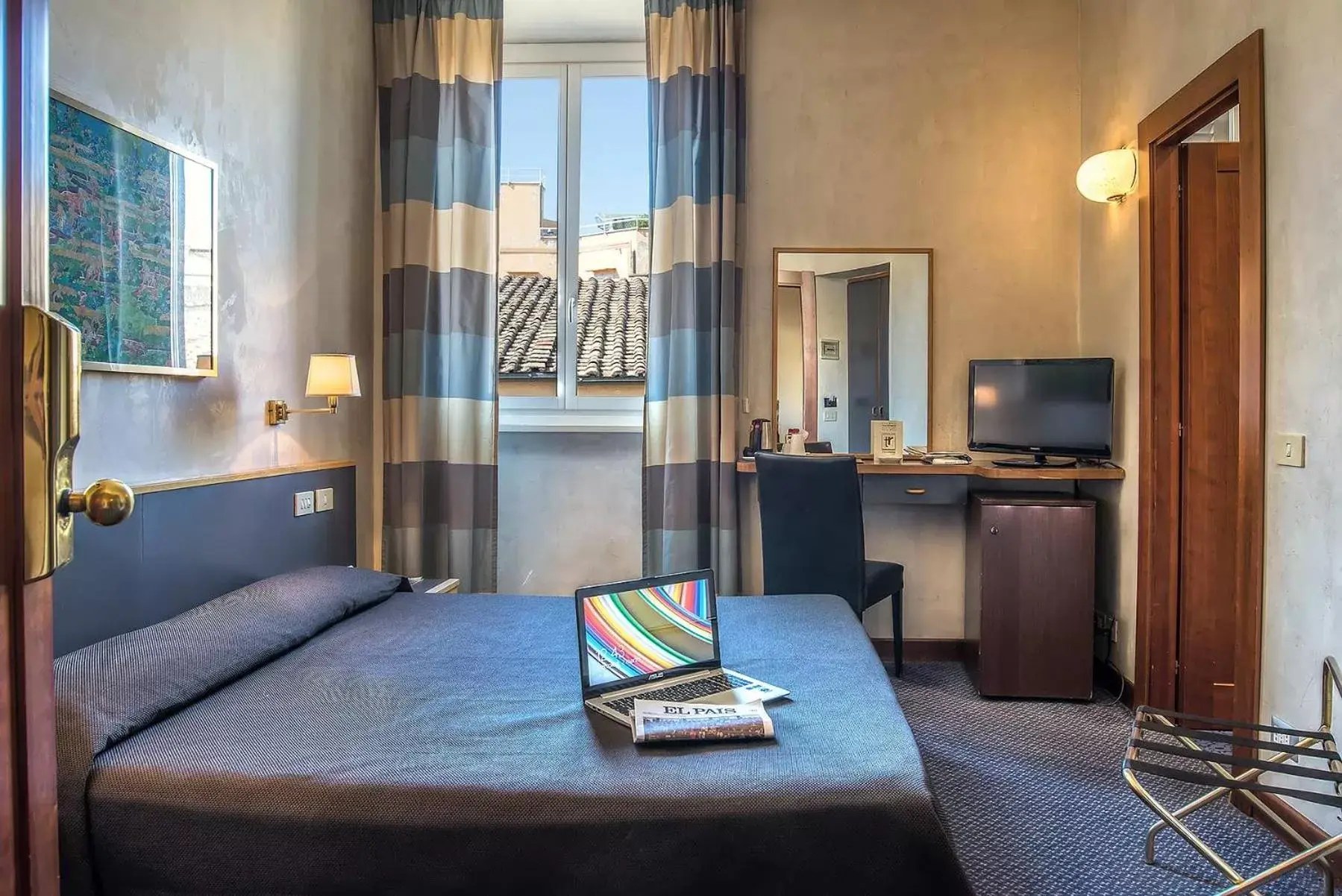 Double Room in Hotel Accademia