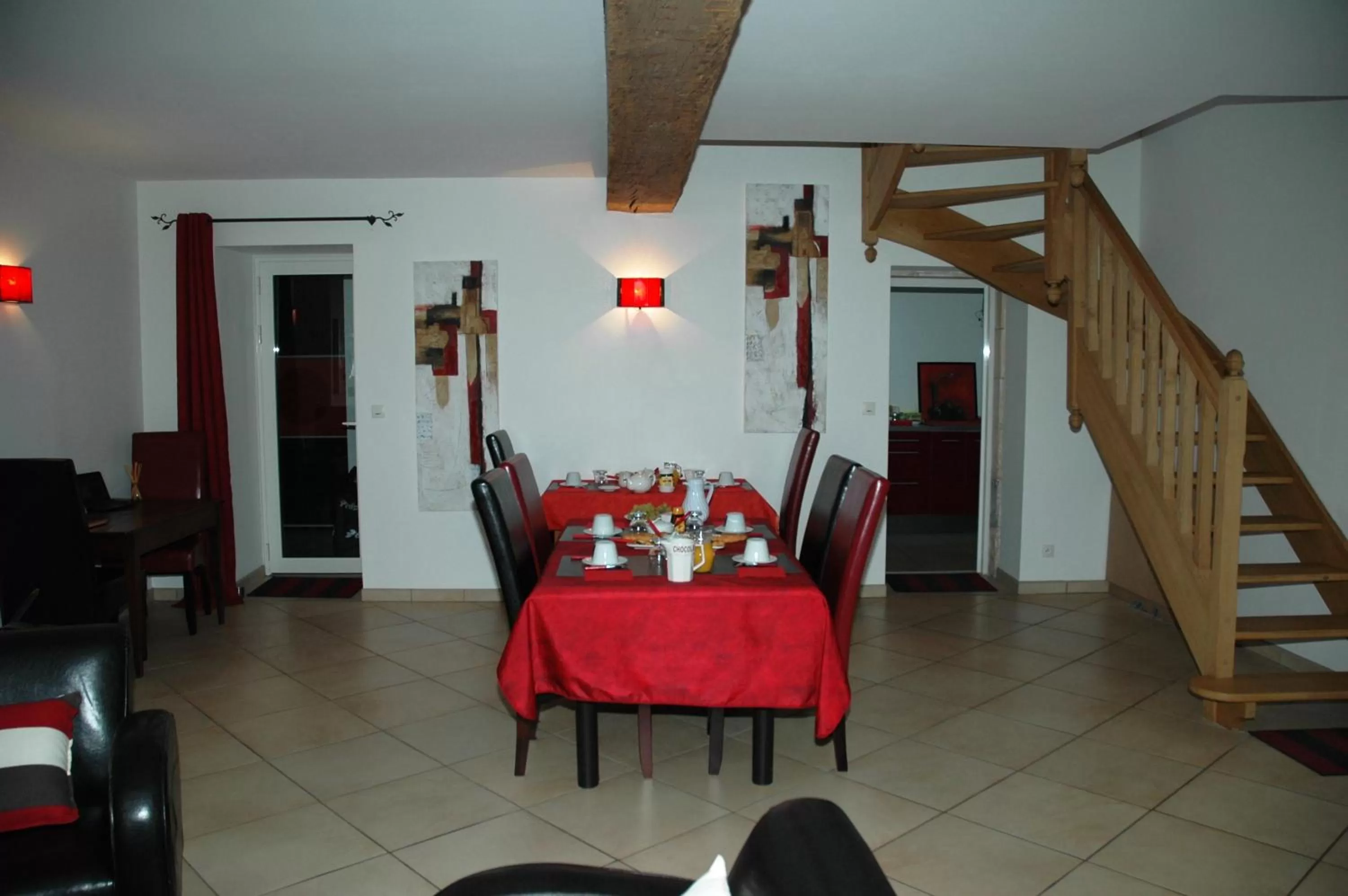 Restaurant/Places to Eat in Chambre d'Hôtes des Ducs