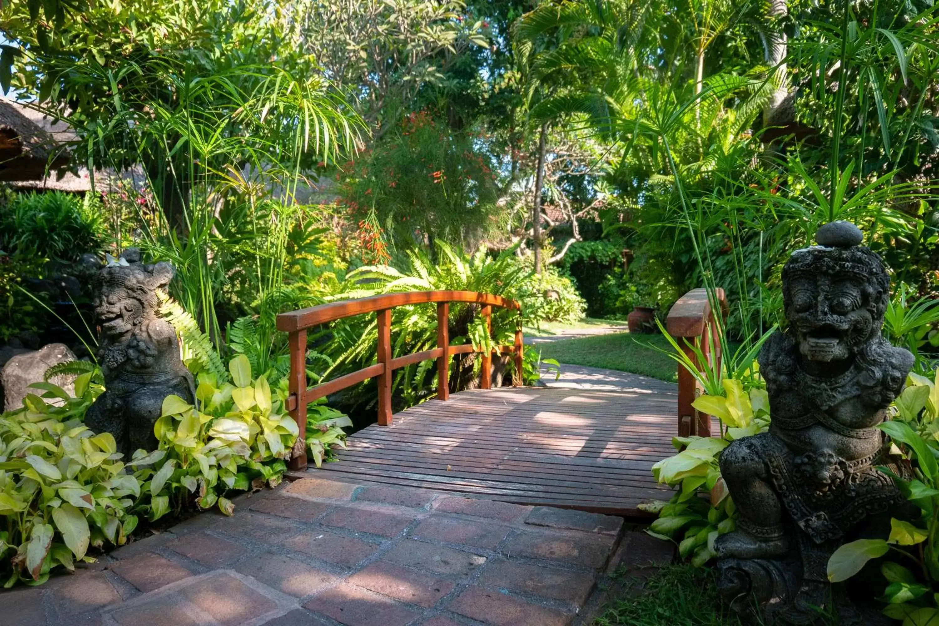 Garden in Poppies Bali