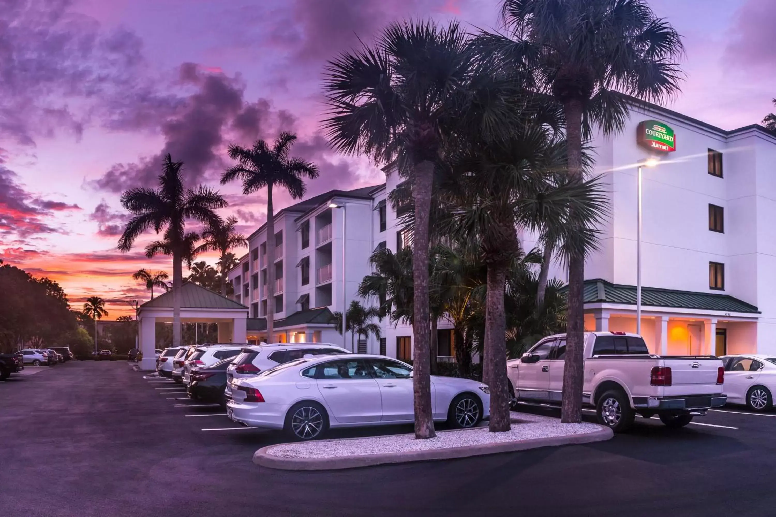 Property Building in Courtyard by Marriott - Naples