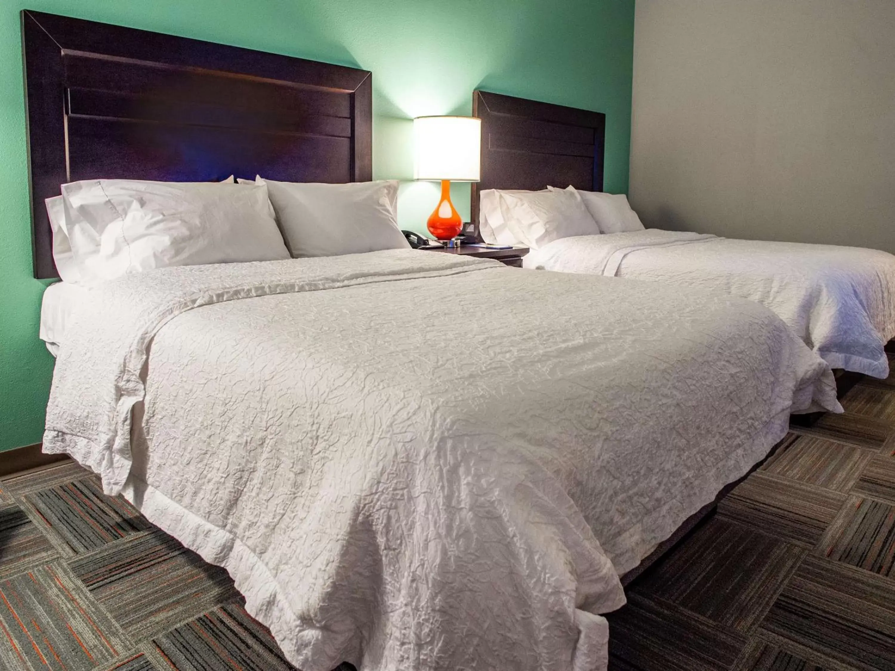 Bed in Hampton Inn Miami