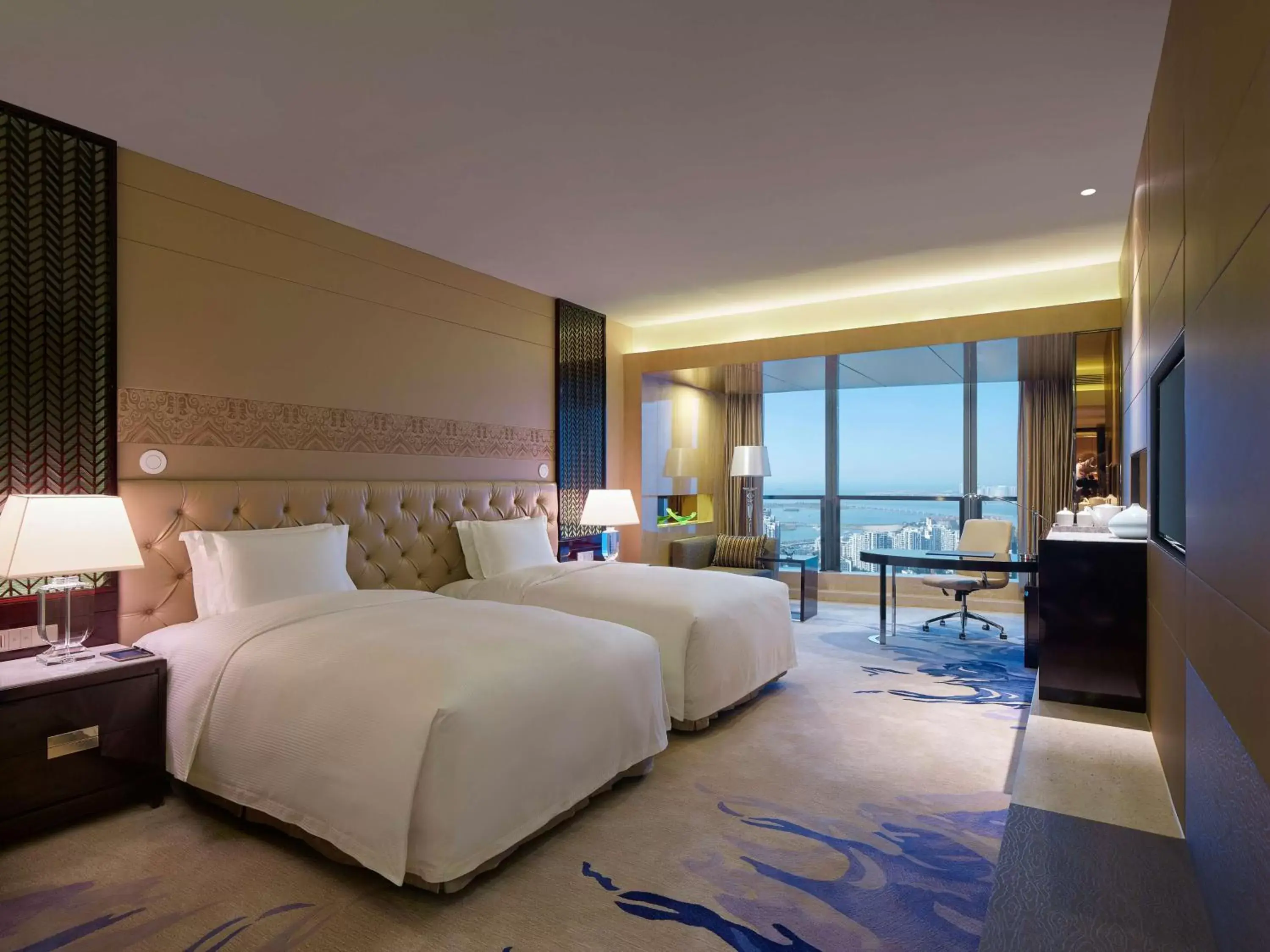 Bedroom in Hilton Haikou