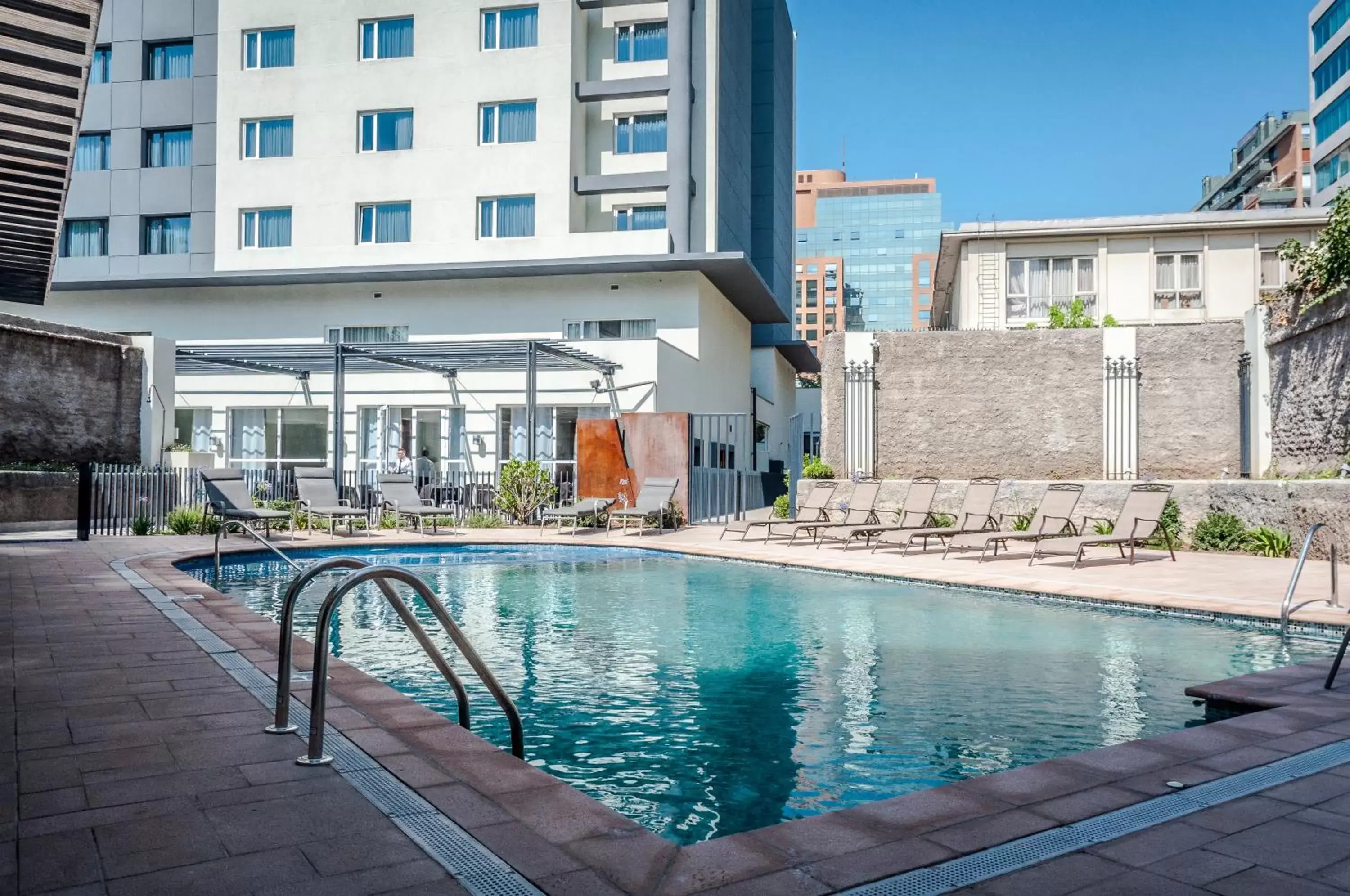 Day, Swimming Pool in Hotel Diego de Almagro Providencia