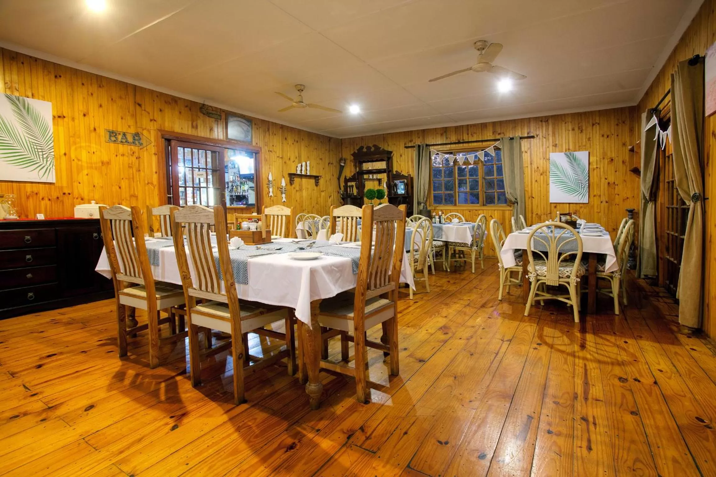 Food and drinks in The Spotted Grunter Resort