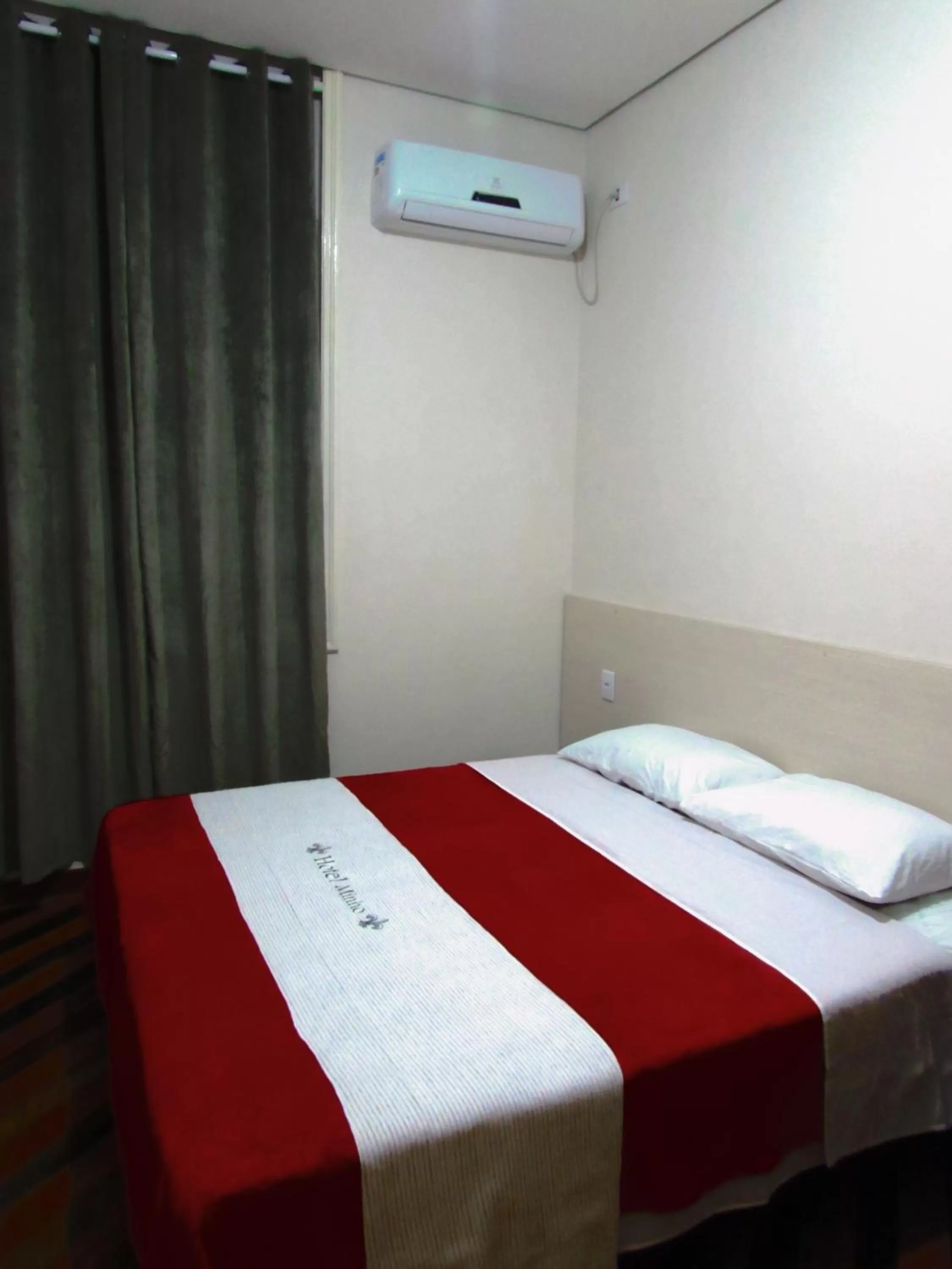 Bed in Hotel Minho -Próximo a 25 de Março Brás Bom Retiro e Hospital Pérola Byington