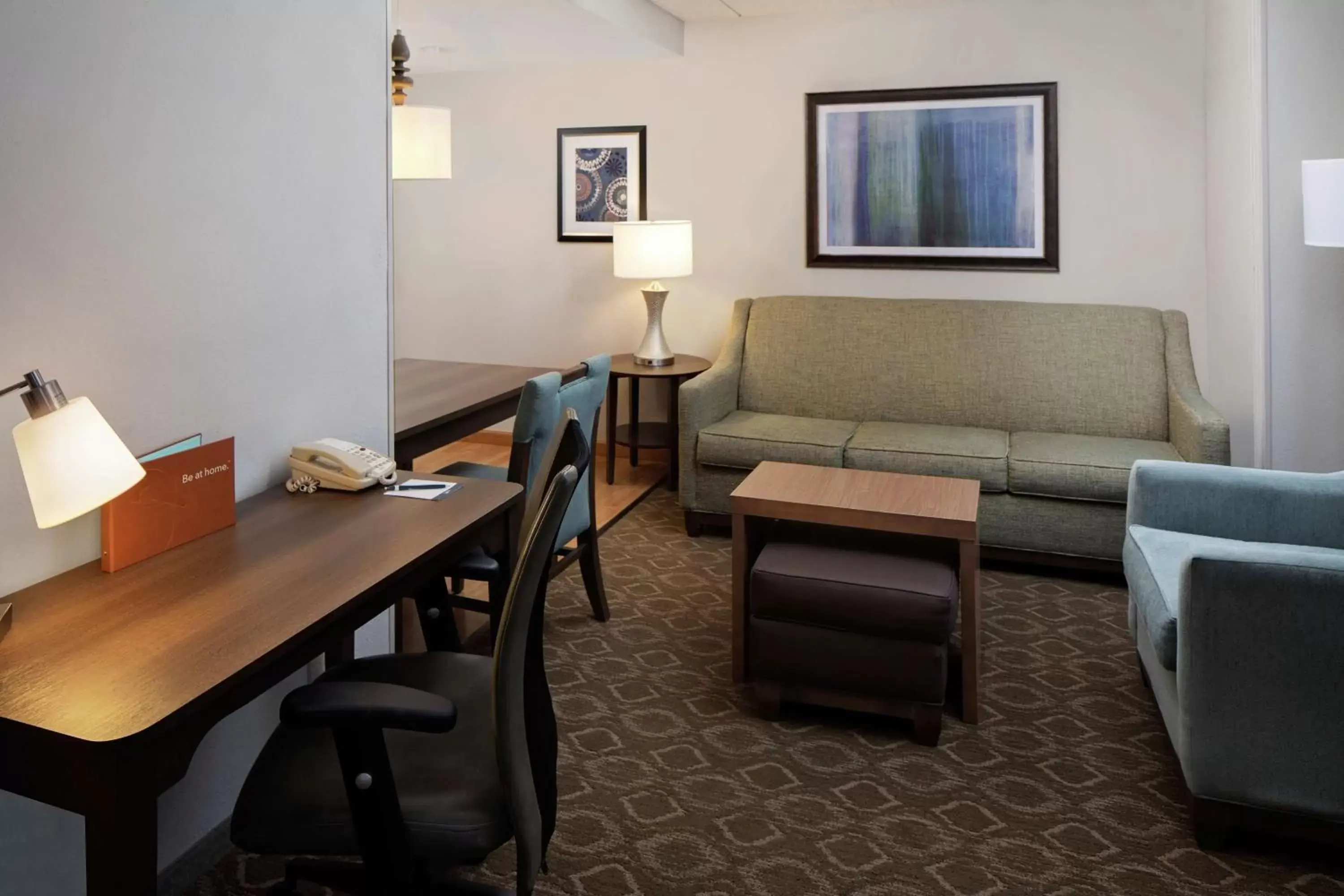 Bedroom, Seating Area in Homewood Suites by Hilton Cleveland-Solon