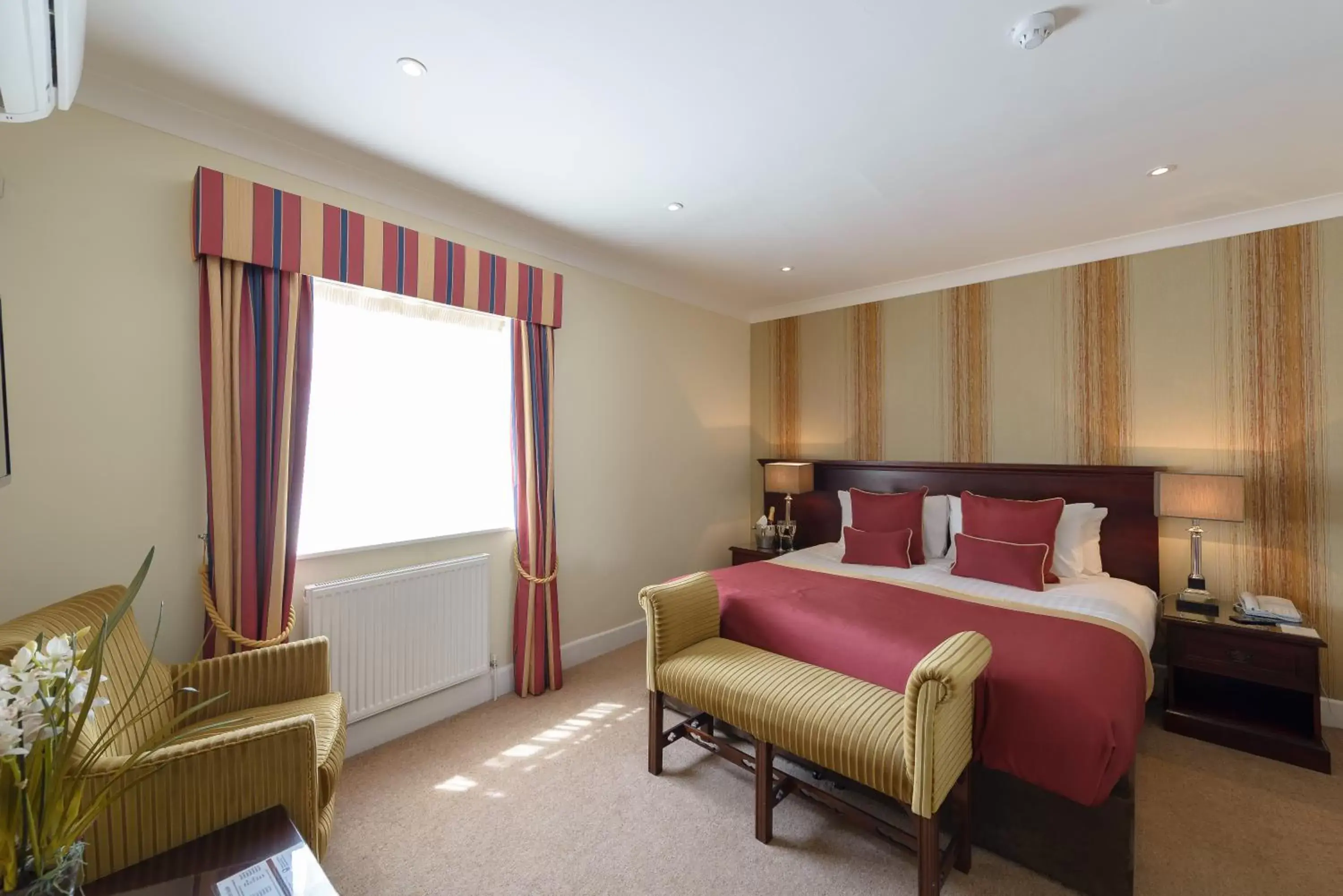 Bed in Best Western Plus The Connaught Hotel and Spa