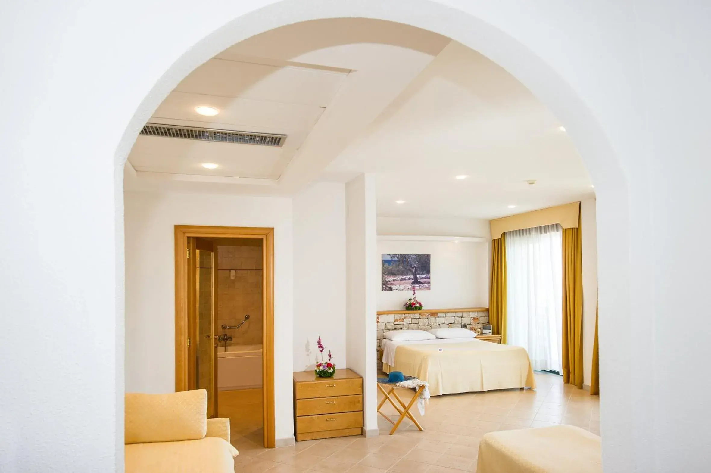 Photo of the whole room, Bed in Hotel Terminal - Caroli Hotels Photo of the whole room, Bed in Hotel Terminal - Caroli Hotels