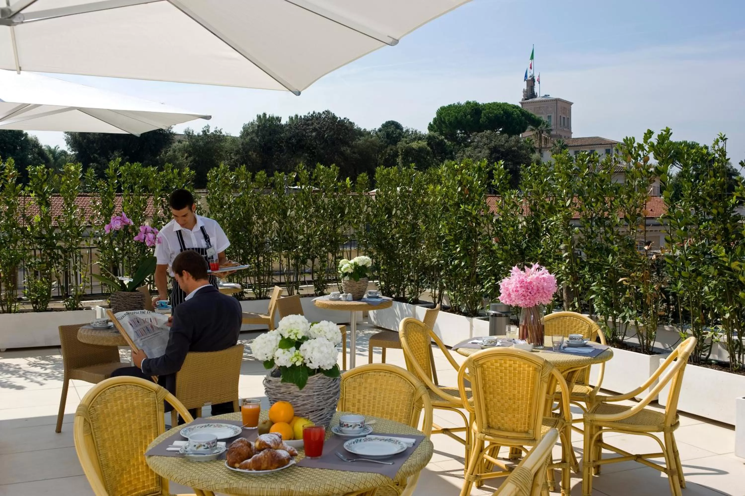 Day in Hotel De Petris