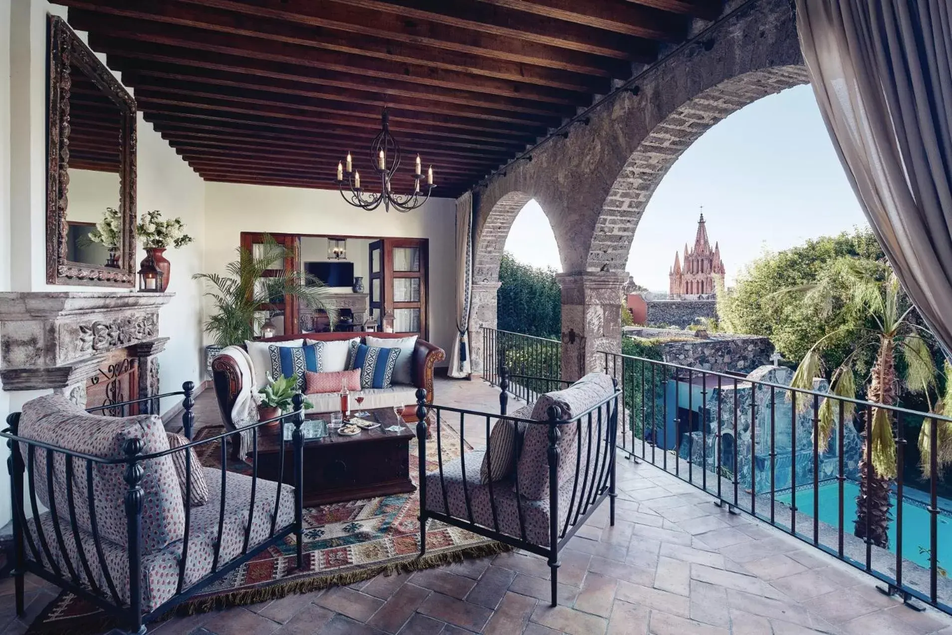 Balcony/Terrace, Pool View in Casa de Sierra Nevada, A Belmond Hotel, San Miguel de Allende